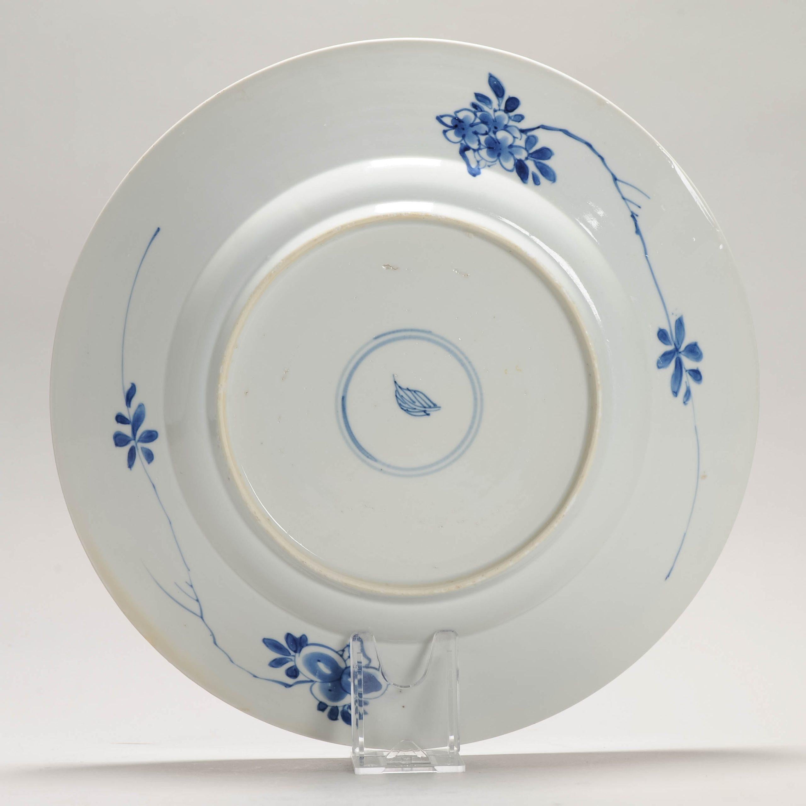 Antiguo Pate Armorial de Porcelana China Kangxi Azul y Blanco, Ca 1700 Chino en venta