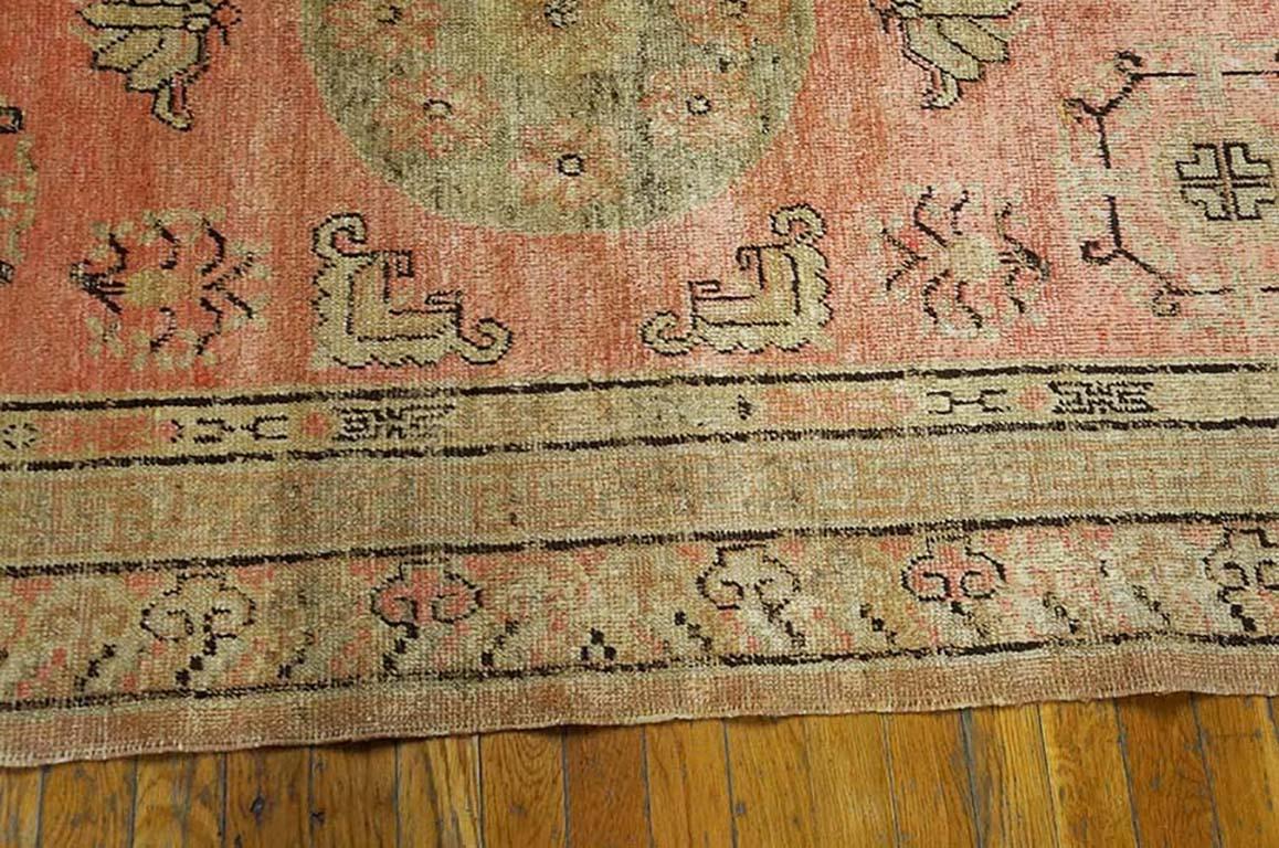 Wool Early 20th Century Central Asian Khotan Rug ( 4' x 8' - 122 x 245 ) For Sale