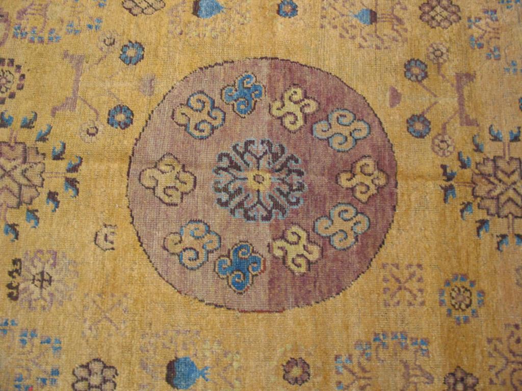 Early 19th Century Central Asian Chinese Khotan Carpet on Yellow-Gold Background ( 4'10