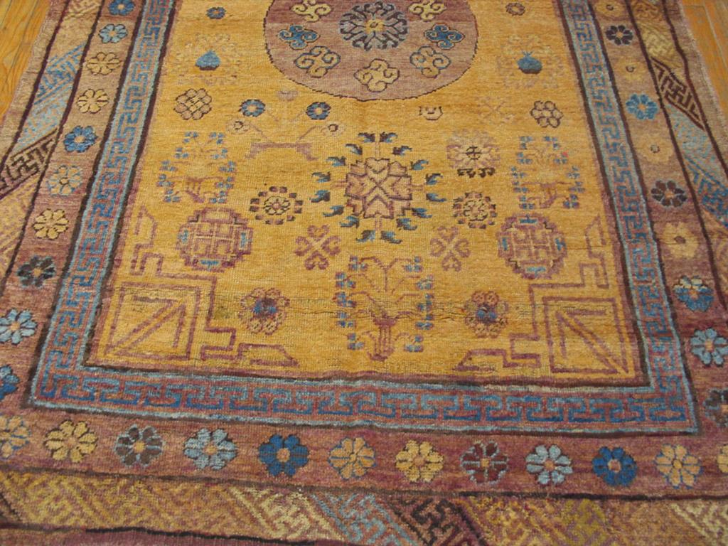 Early 19th Century Central Asian Chinese Khotan Carpet (4'10