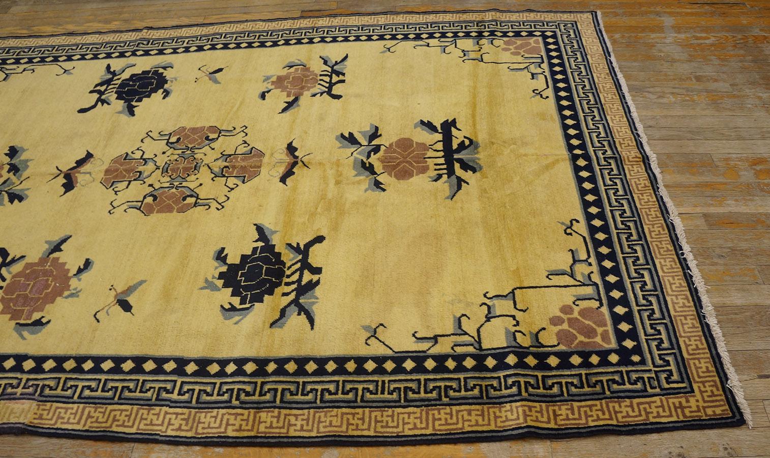 Antique Chinese Khotan Rug 5' 4'' x 8' 0'' In Good Condition For Sale In New York, NY