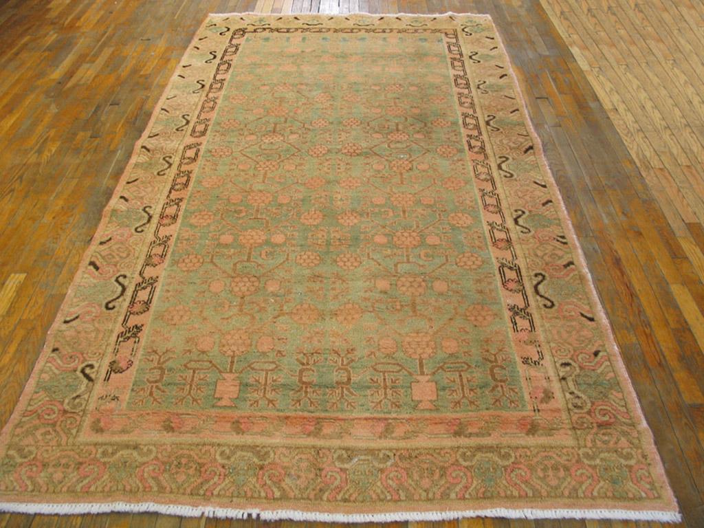 Early 20th Century Central Asian Chinese Khotan Carpet 
5'6