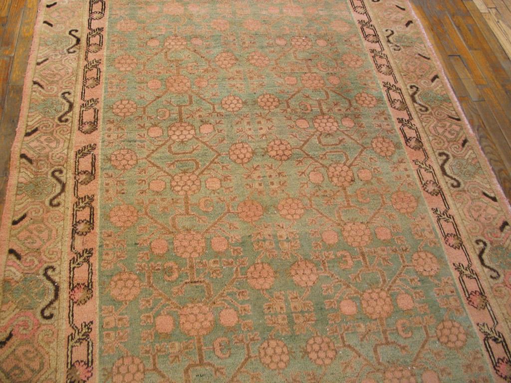 Early 20th Century Central Asian Chinese Khotan Carpet (5'6