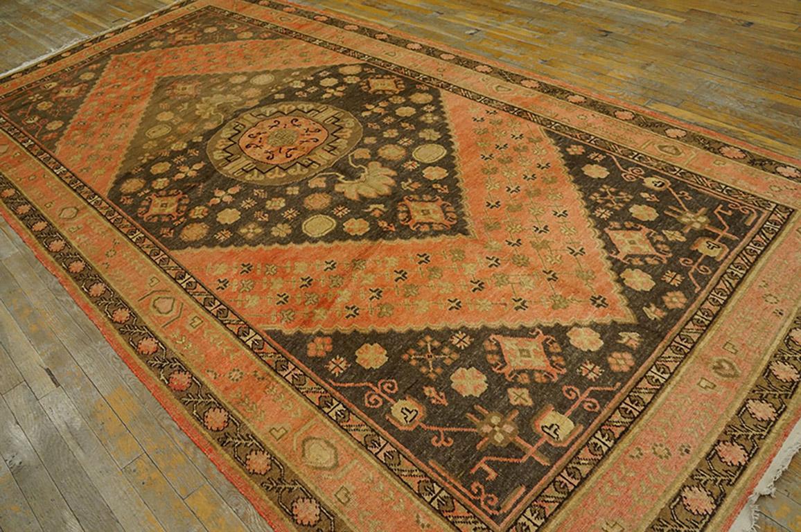 Hand-Knotted Early 20th Century Central Asian Khotan Carpet ( 5'6