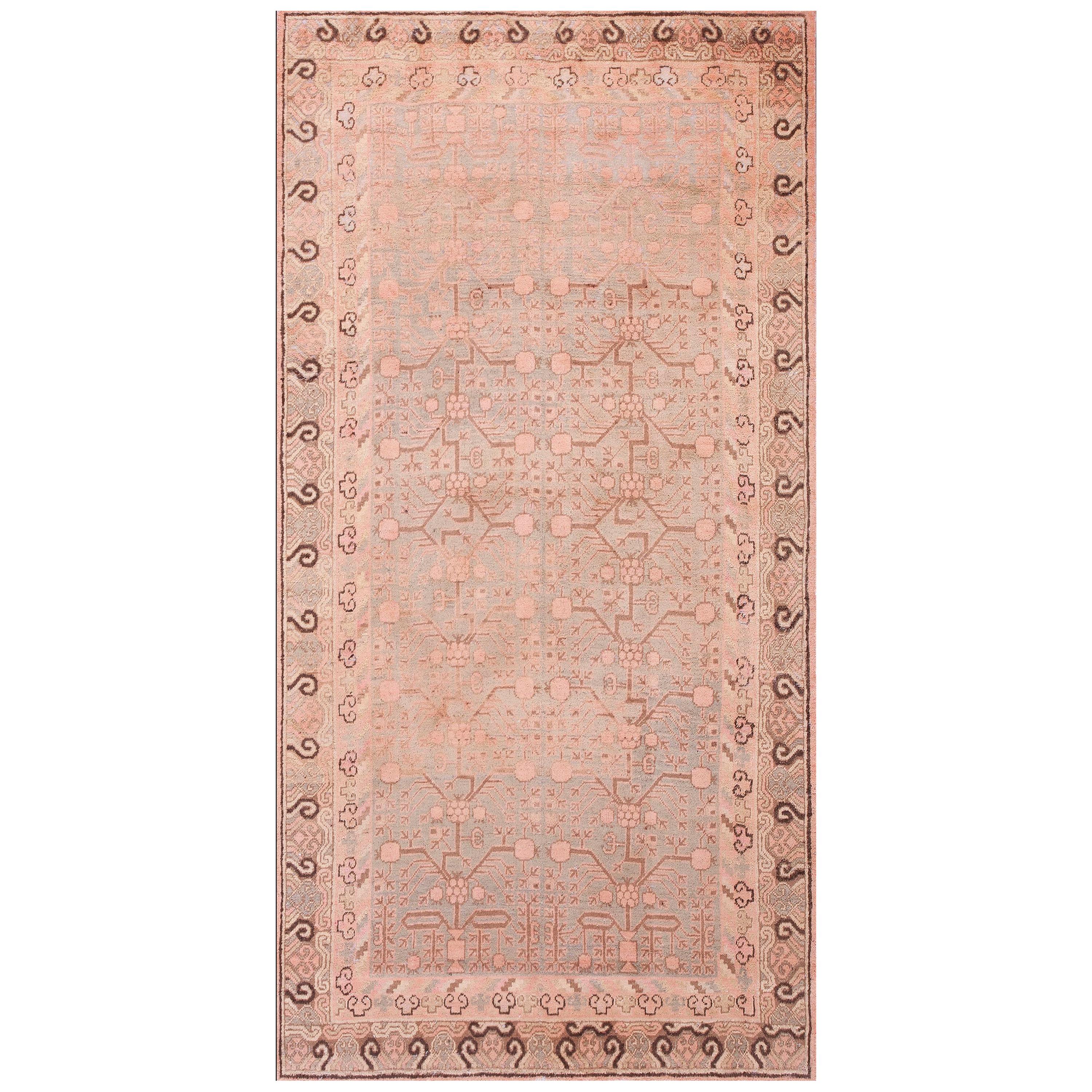 Early 20th Century Central Asian Khotan Carpet ( 5'8" x 11' - 172 x 335 cm ) For Sale