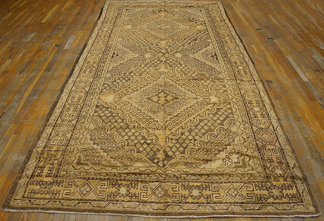 Antique Chinese Khotan rug. Size: 5'8
