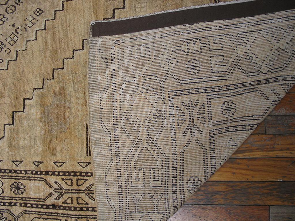Early 20th Century Central Asian Khotan Carpet ( 6'4