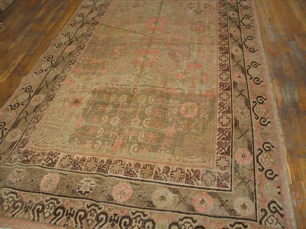 Early 20th Century Central Asian Chinese Khotan Carpet ( 6'4