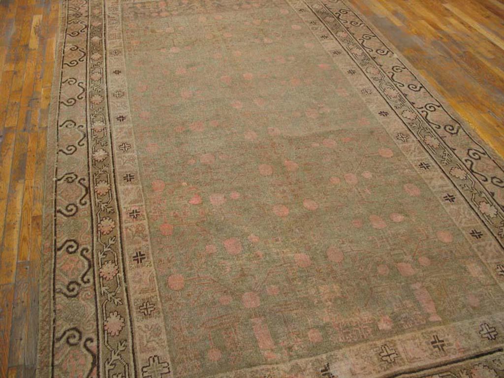 Début du 20ème siècle Tapis Khotan d'Asie centrale du début du XXe siècle (6''6x11''10 - 198x360) en vente