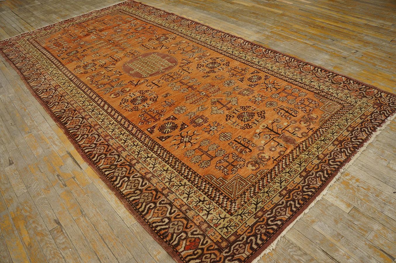 Antique Chinese Khotan Rug In Good Condition For Sale In New York, NY