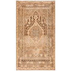 Early 20th Century Central Asian Khotan "Yarkand" Carpet (4'6" x 8'3"-137 x 251)