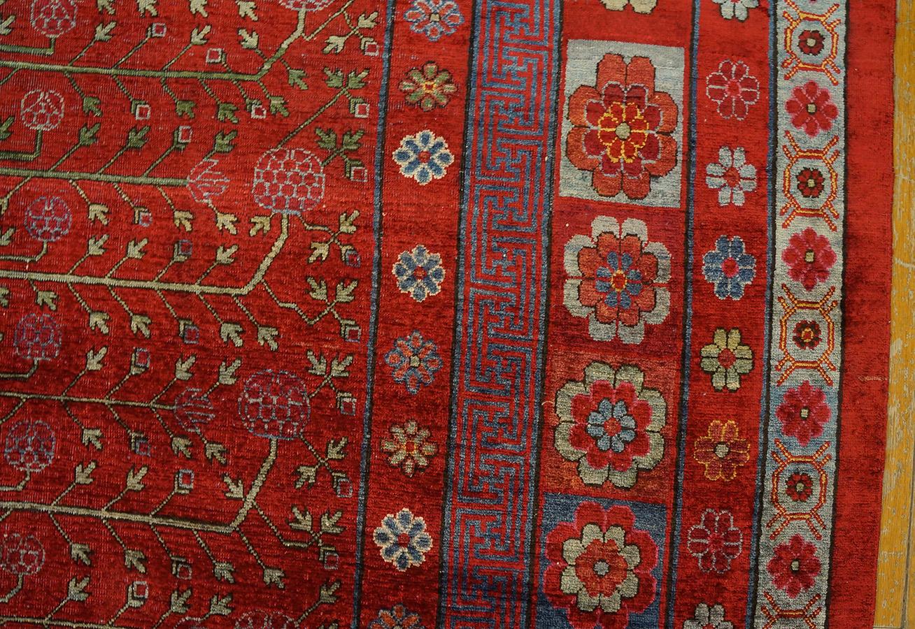 Early 19th Century Central Asian Chinese Khotan Silk Carpet For Sale 7