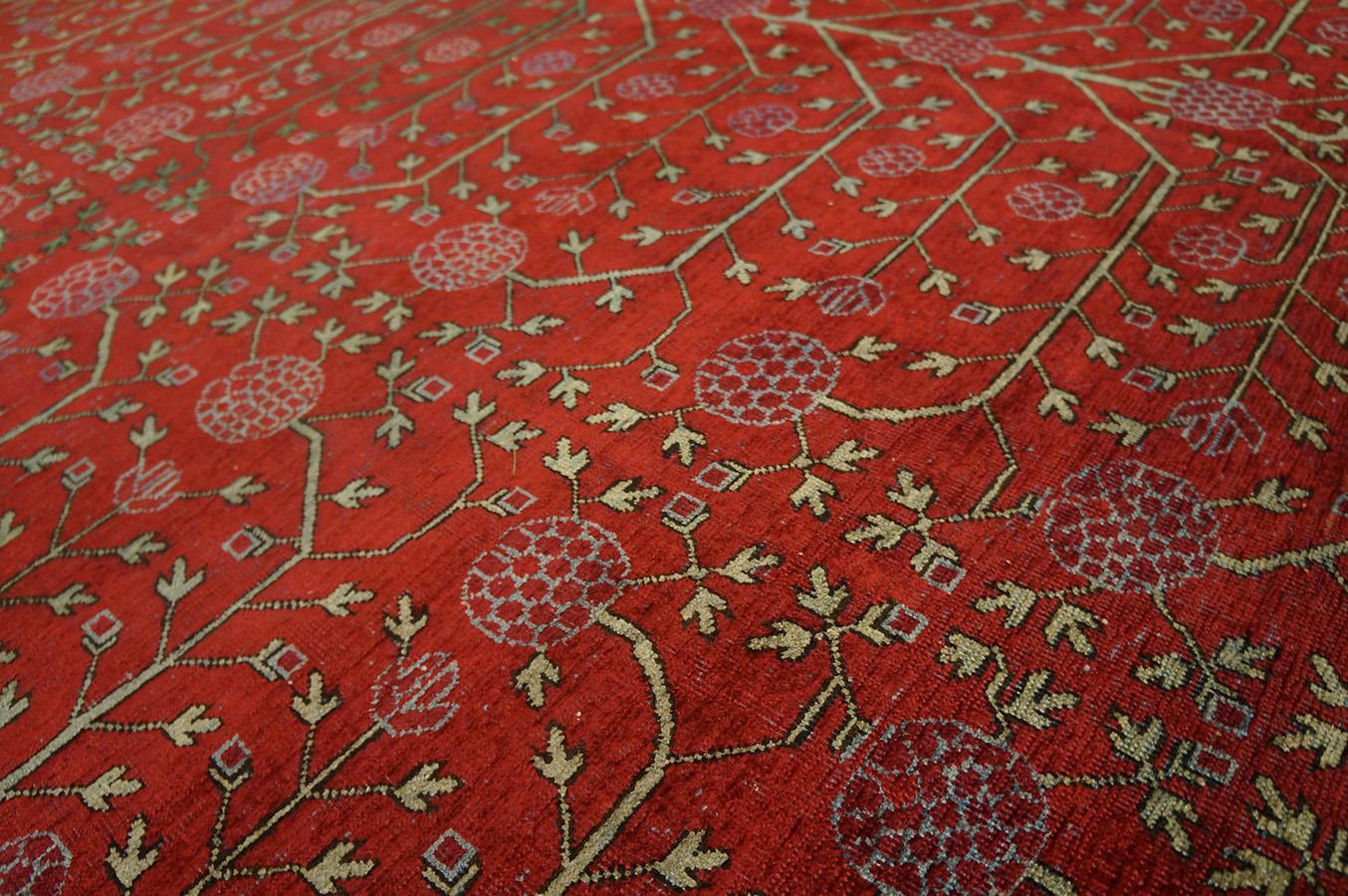 Early 19th Century Central Asian Chinese Khotan Silk Carpet For Sale 9