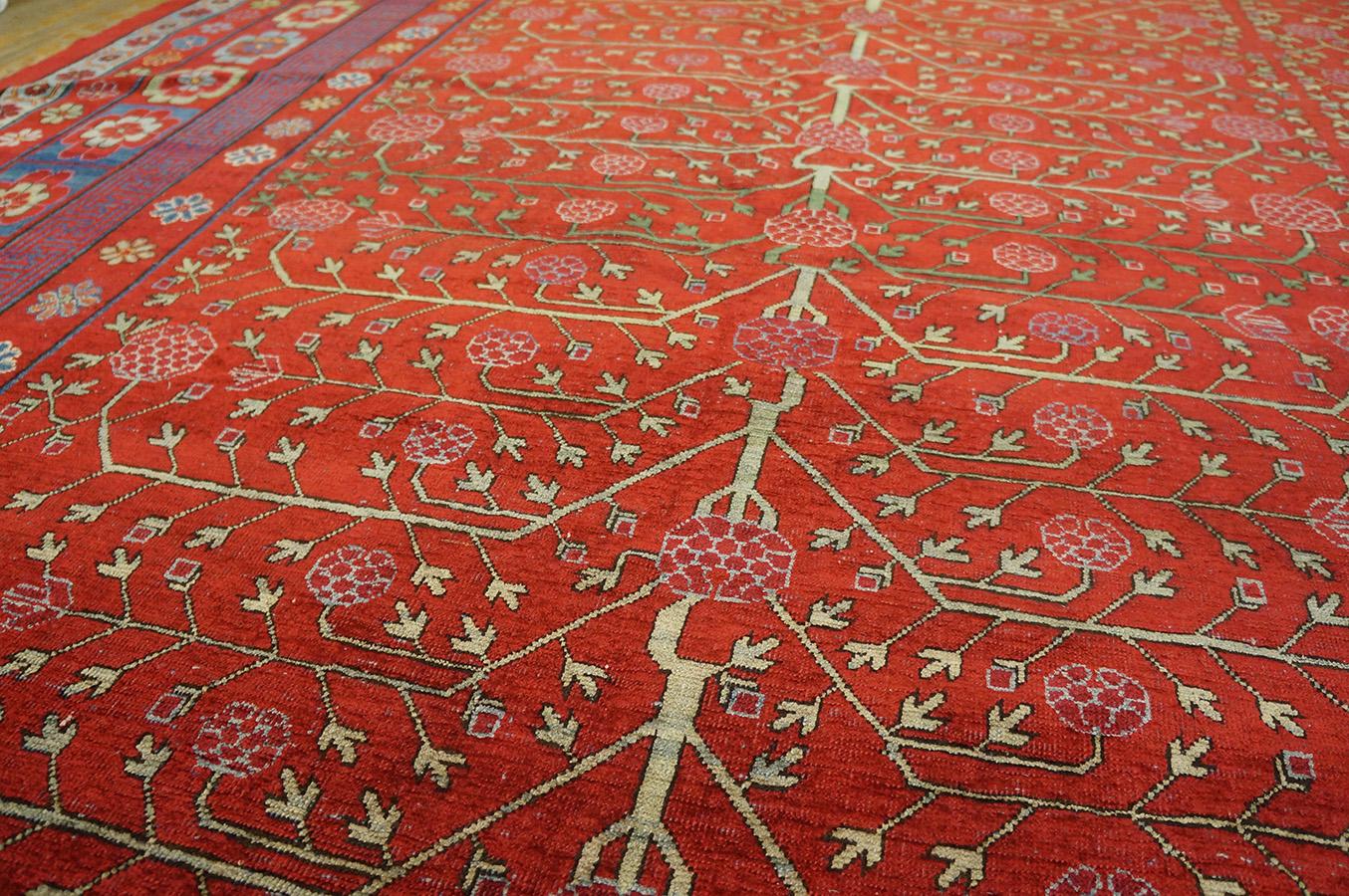 Early 19th Century Central Asian Chinese Khotan Silk Carpet For Sale 11