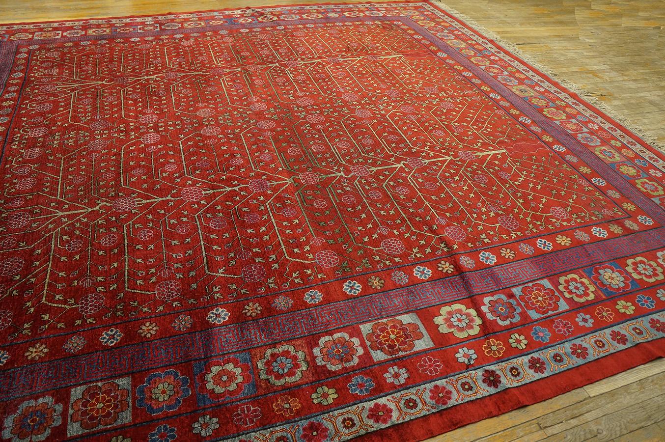 Early 19th Century Central Asian Chinese Khotan Silk Carpet For Sale 2