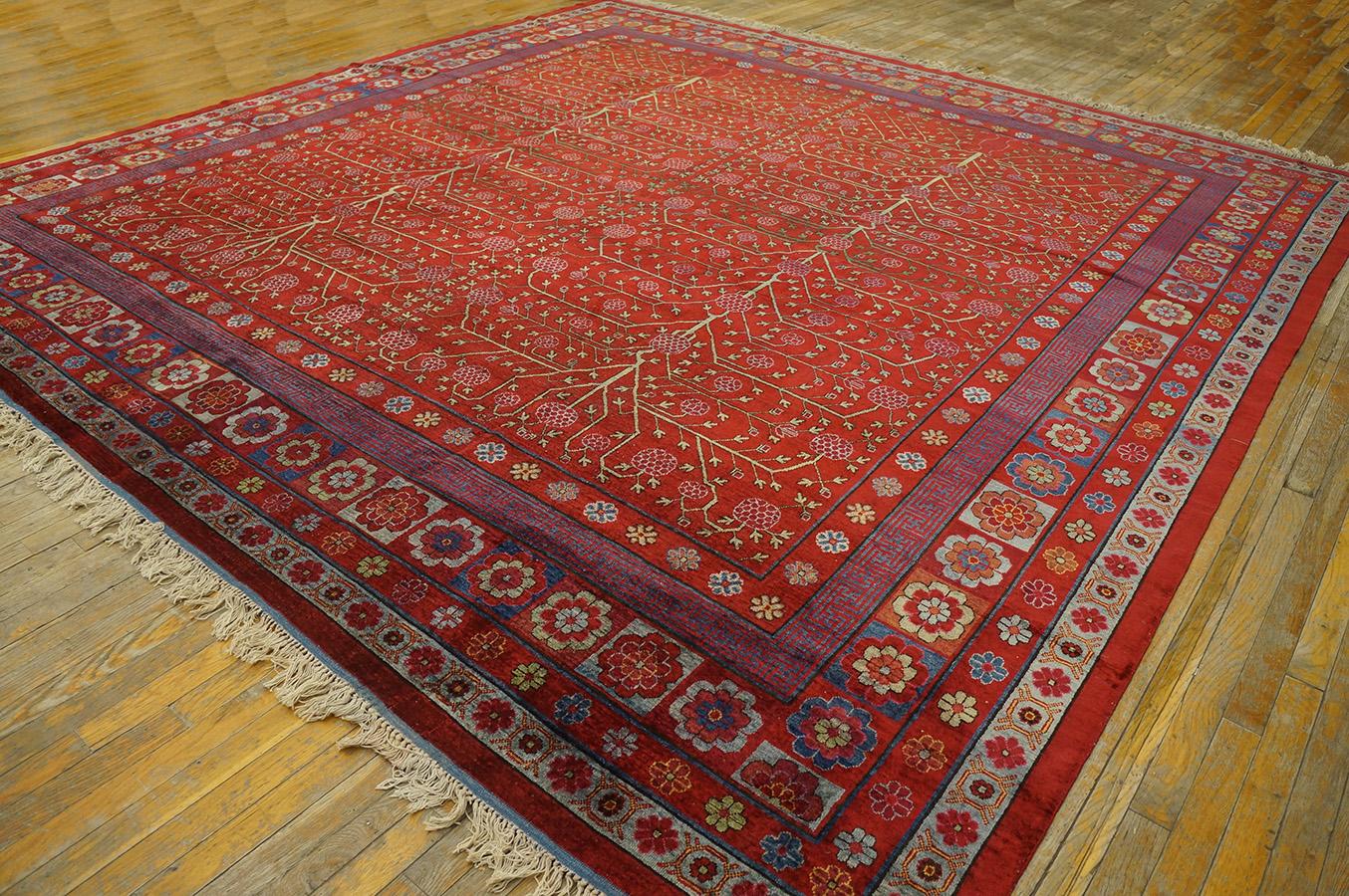 Early 19th Century Central Asian Chinese Khotan Silk Carpet For Sale 4