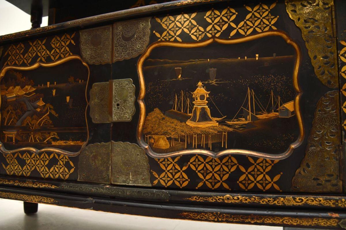 Ancienne armoire chinoise laquée 7