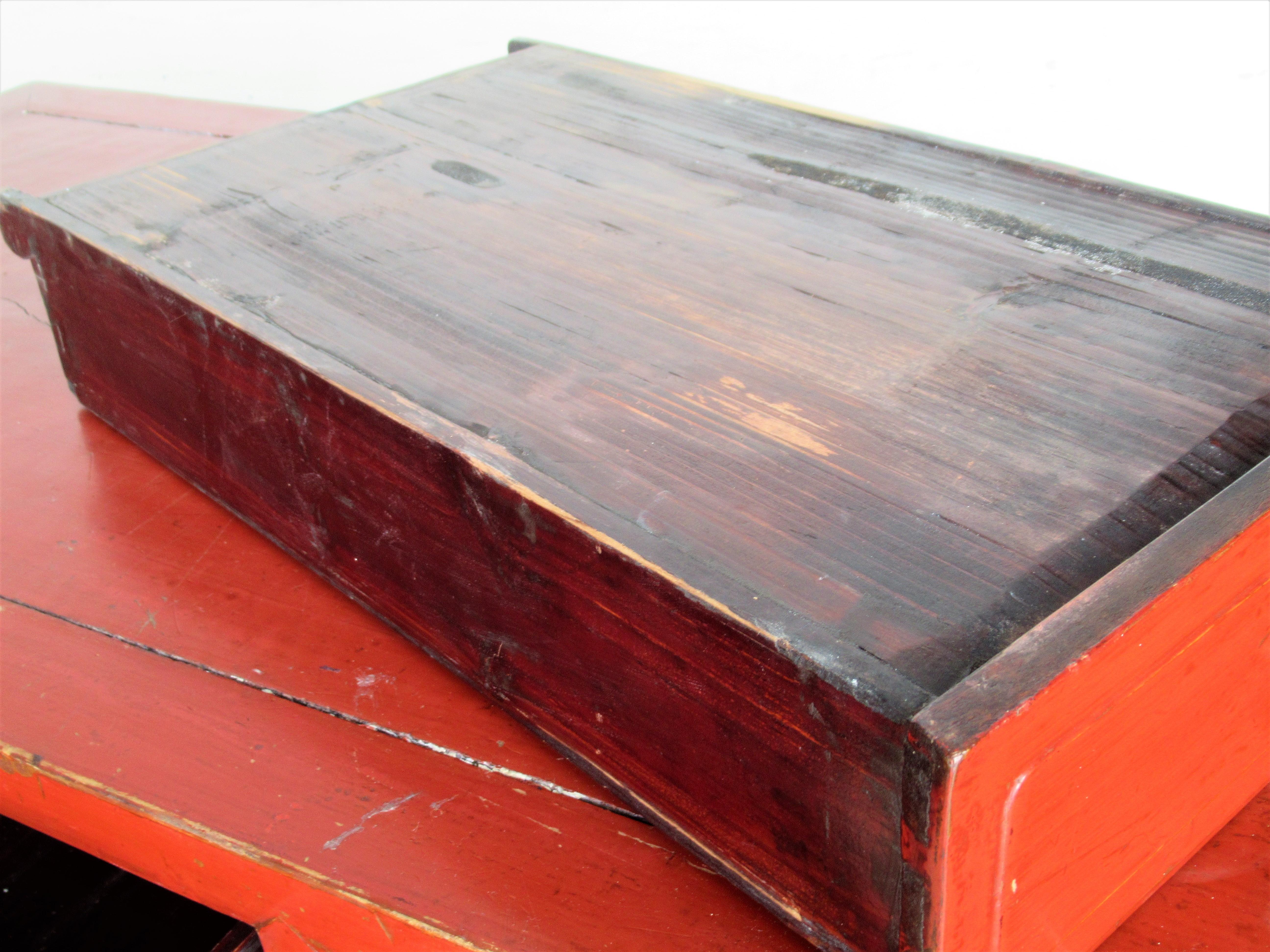 Mesa consola antigua china lacada Latón