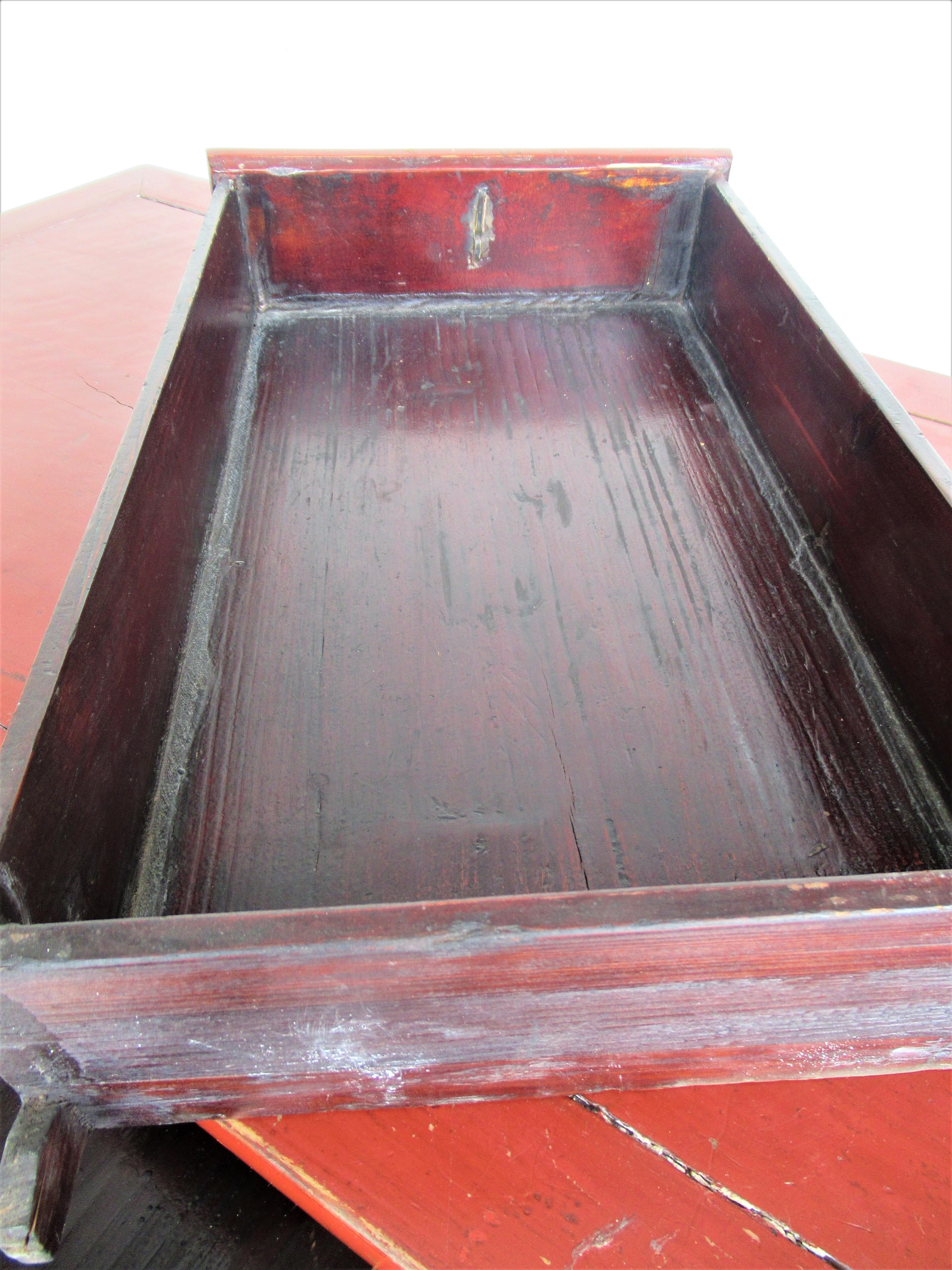 Antique Chinese Lacquered Console Table For Sale 2