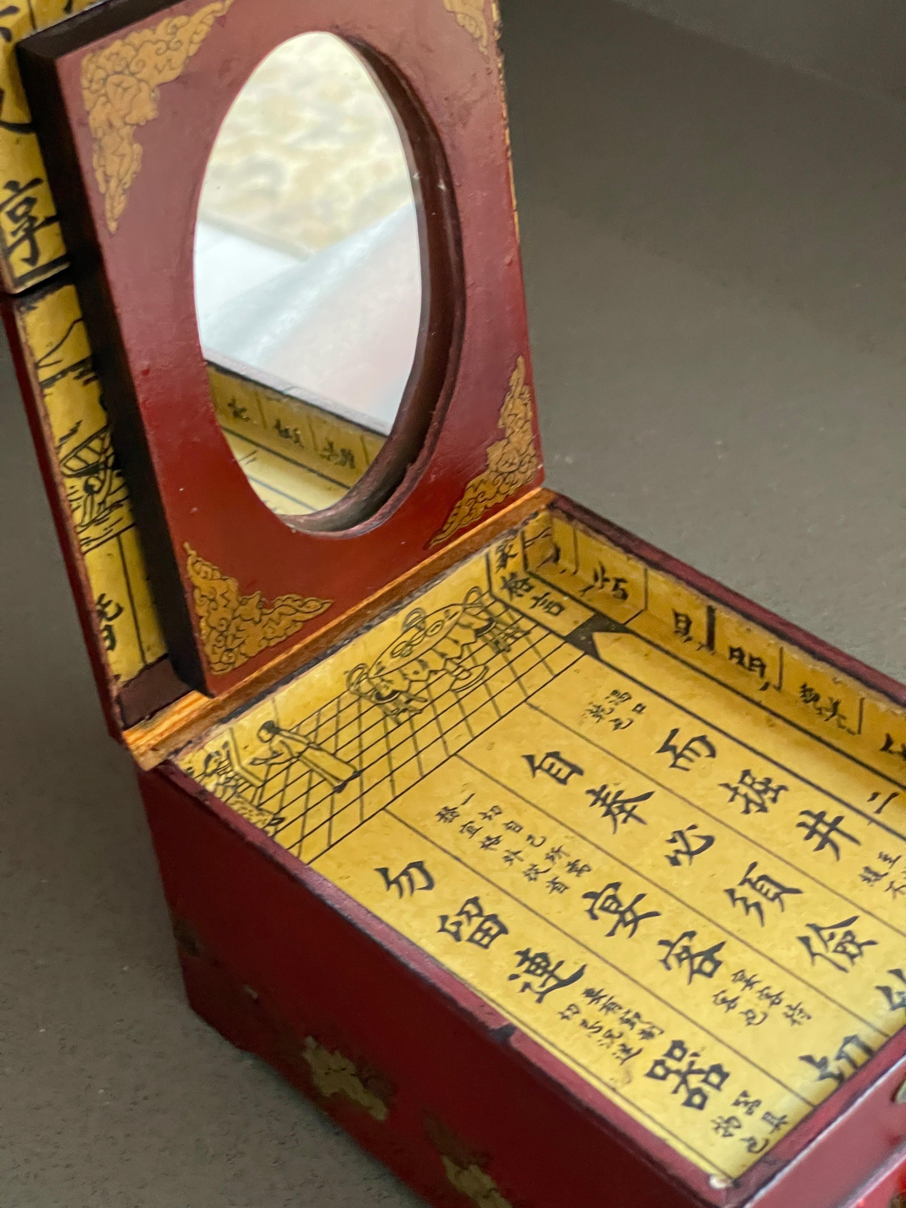 Mid-20th Century Antique Chinese Lacquered Flip-Up Travel Shaving Jewellery Box Vanity Mirror For Sale
