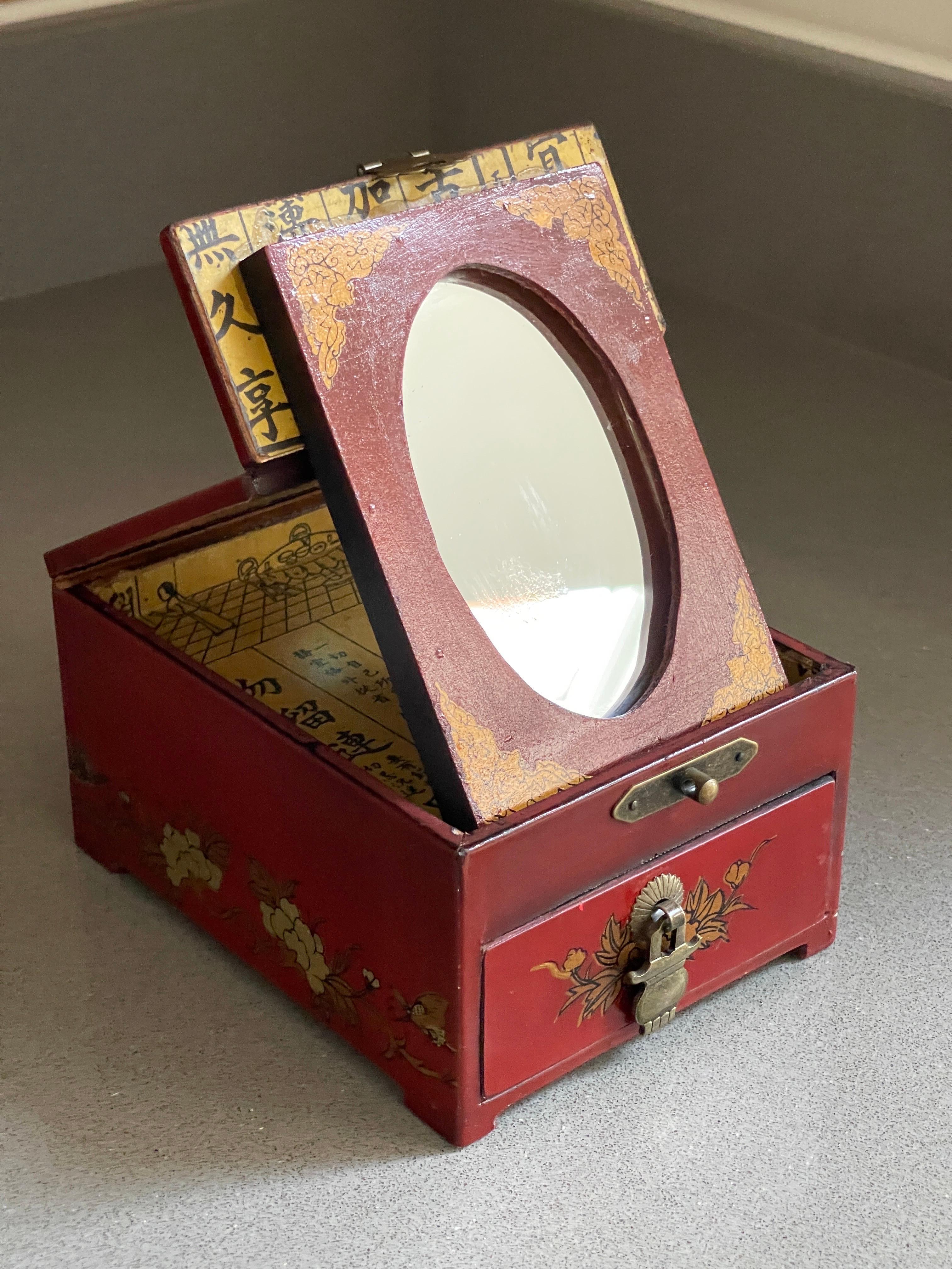 Antique Chinese Lacquered Flip-Up Travel Shaving Jewellery Box Vanity Mirror For Sale 2