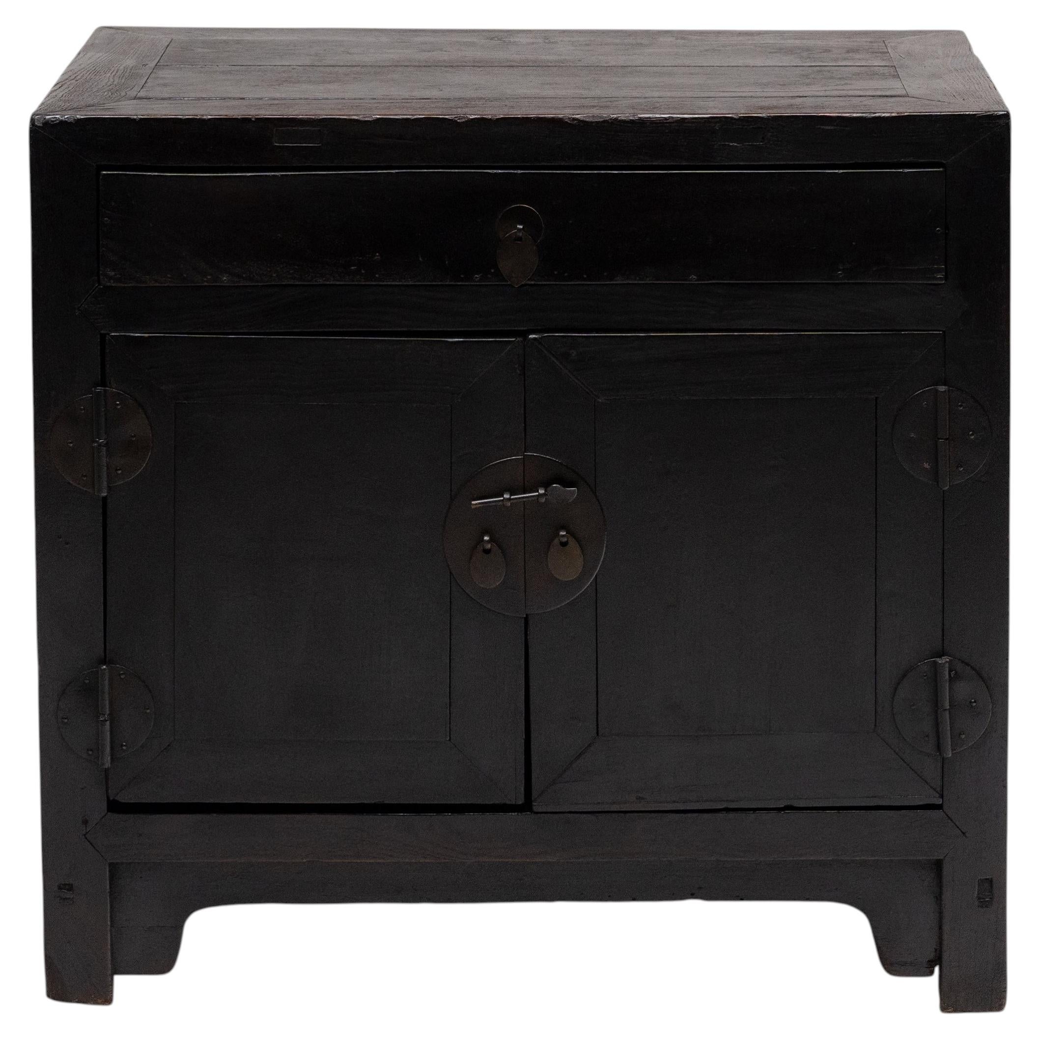 Antique Chinese Lacquered Offering Chest, 19th Century For Sale