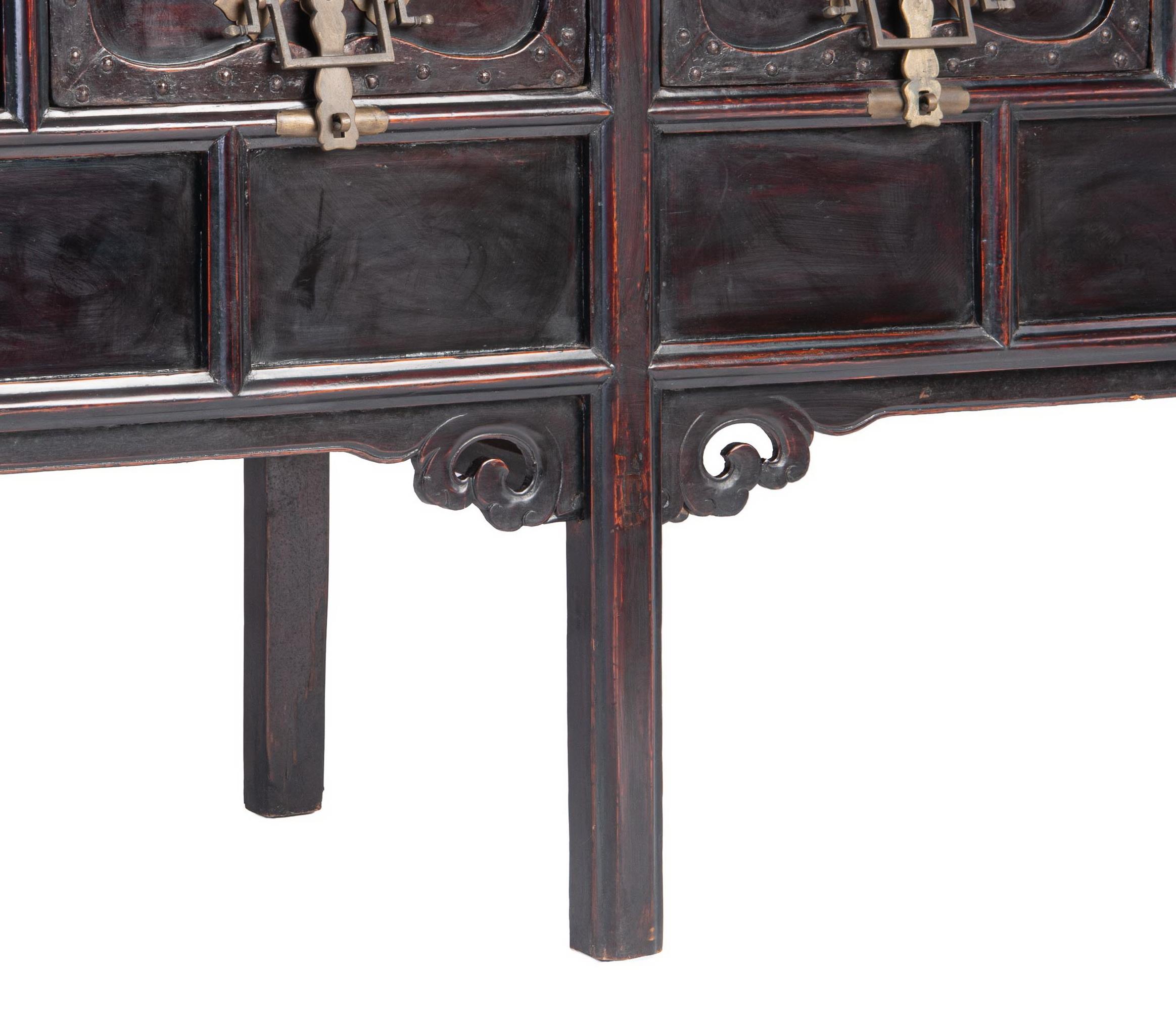 19th Century Antique Chinese Lacquered Raised Coffer with Decorative Brass Fittings For Sale
