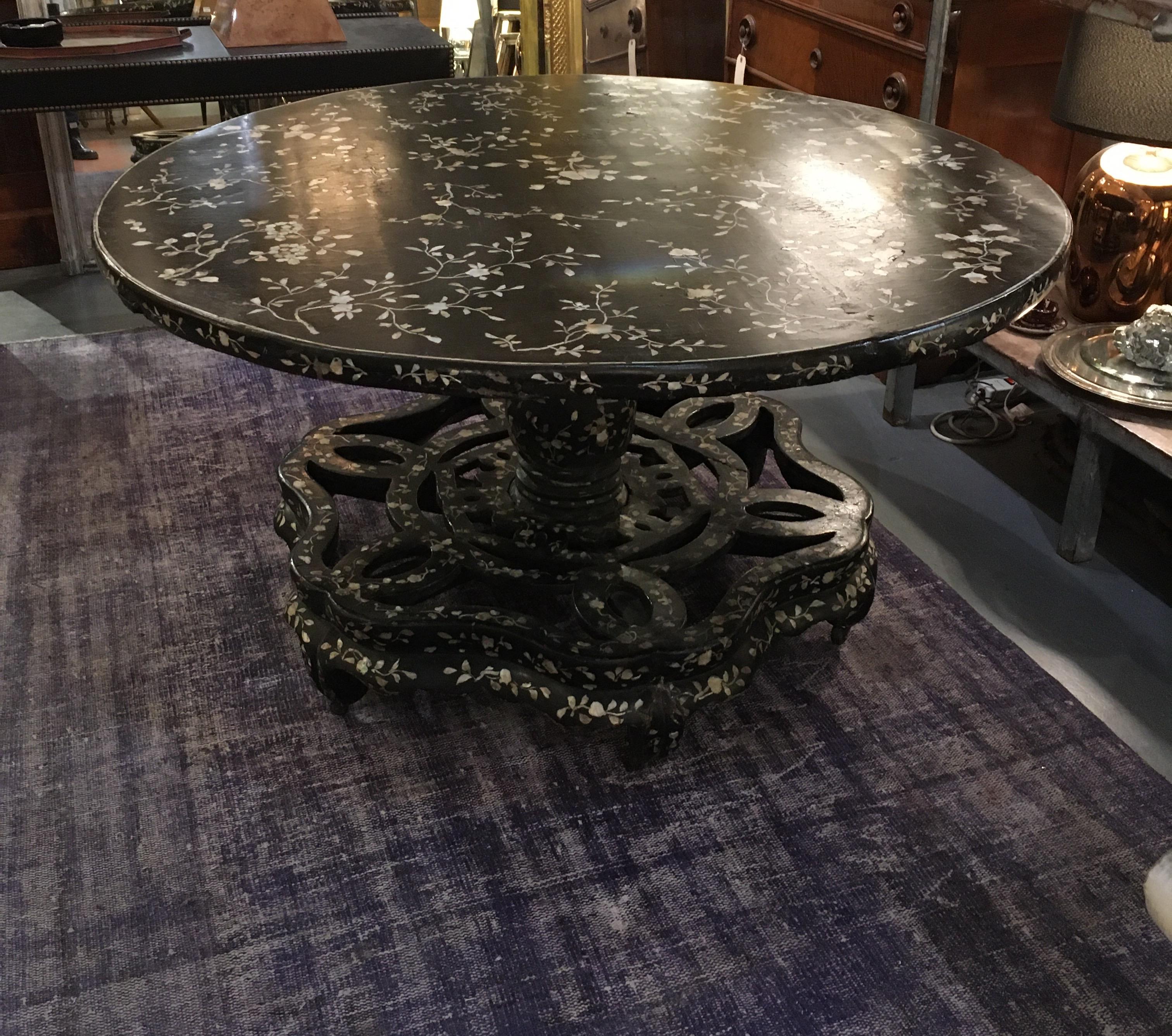 Antique Chinese Laquer and Mother of Pearl Grand Center Table 8