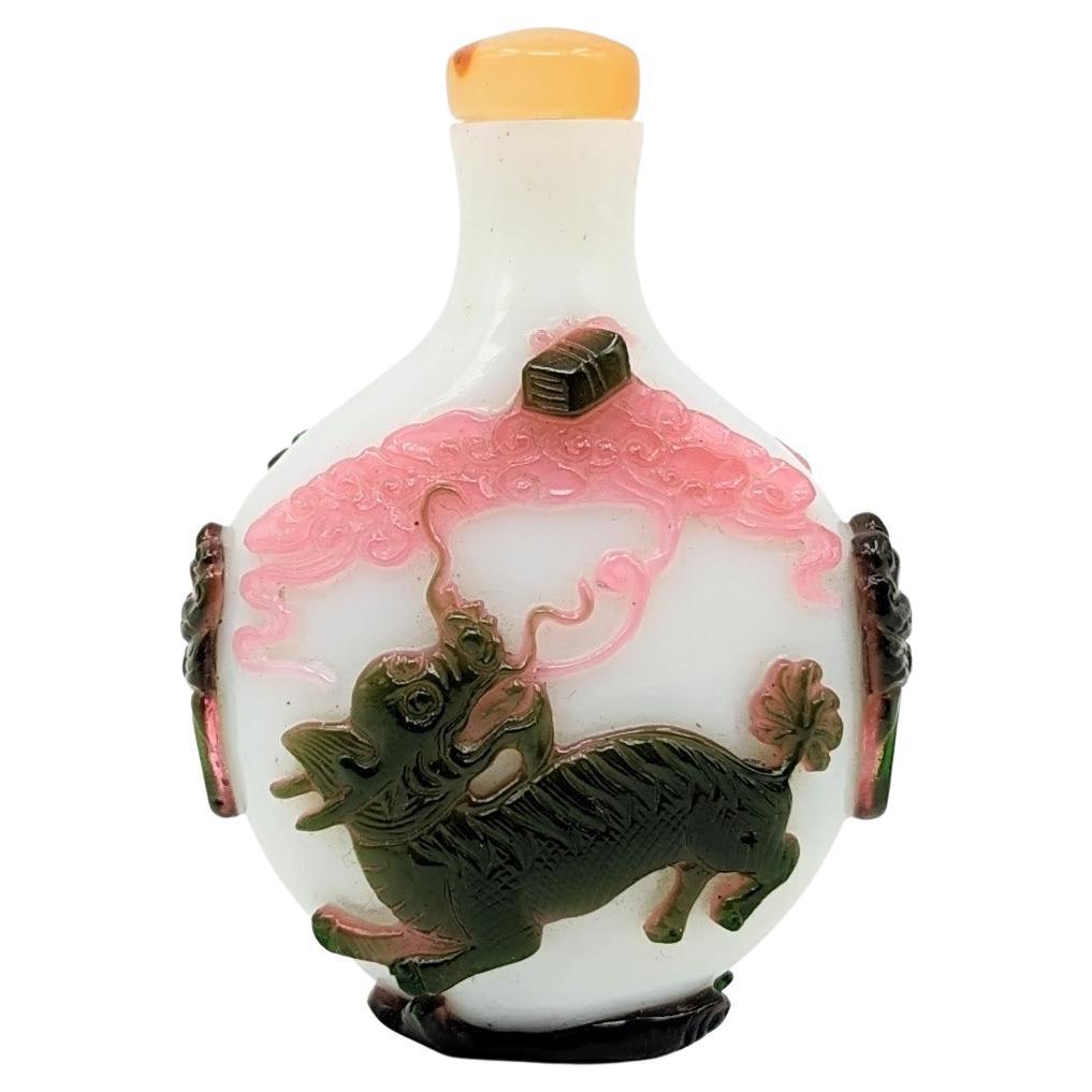 Antike chinesische Doppel Overlay Glas Schnupftabakflasche 19c Qing im Angebot