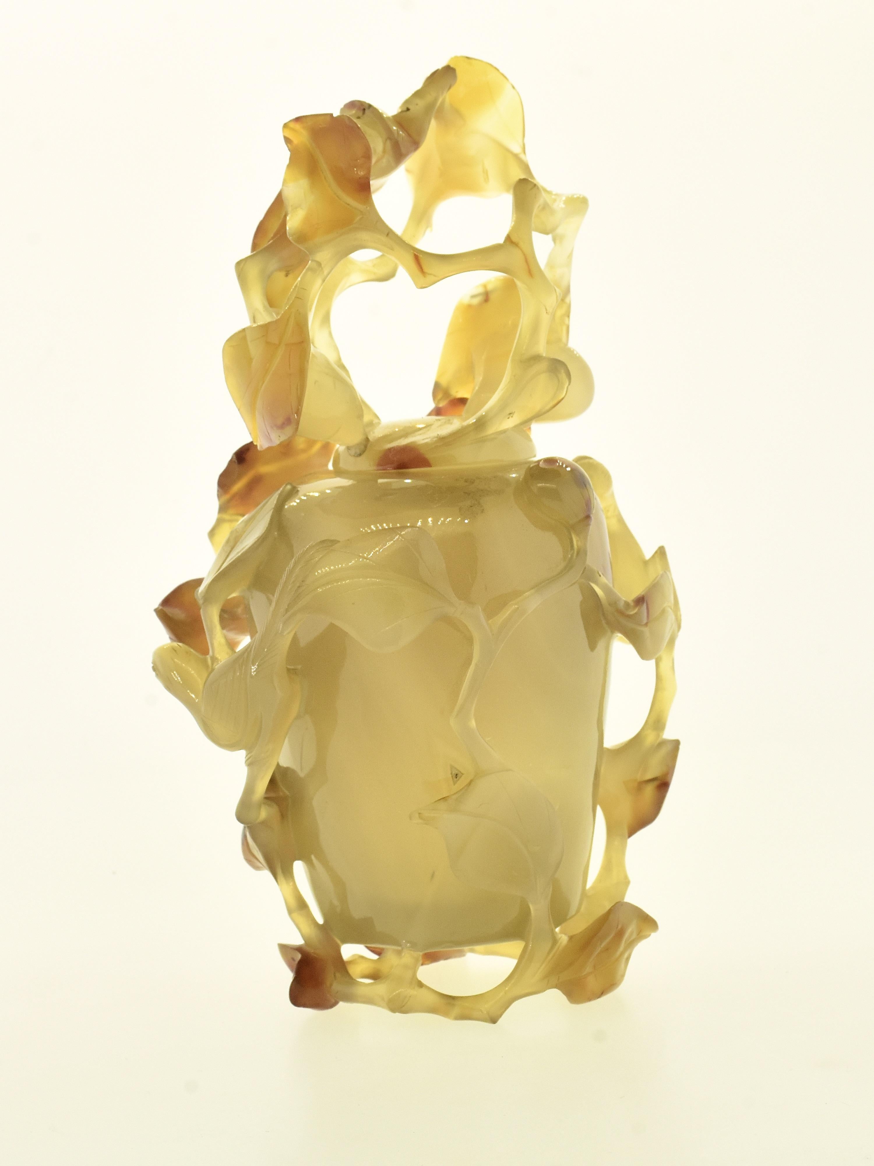 Antigua botella, jarrón o vasija china de ágata con tapa, dinastía Qing, c. 1900. en Bueno estado para la venta en Aspen, CO