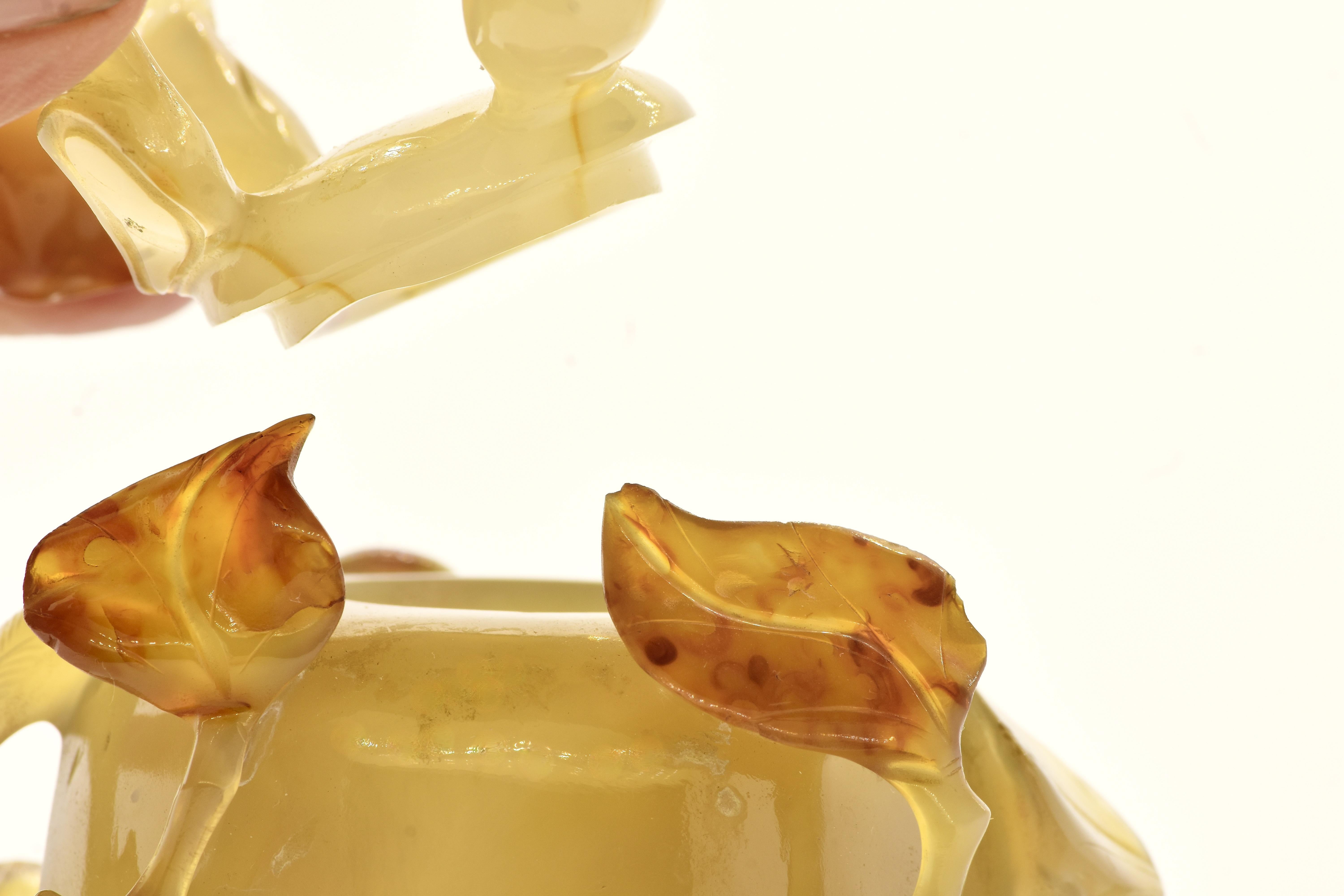 Antigua botella, jarrón o vasija china de ágata con tapa, dinastía Qing, c. 1900. en venta 2