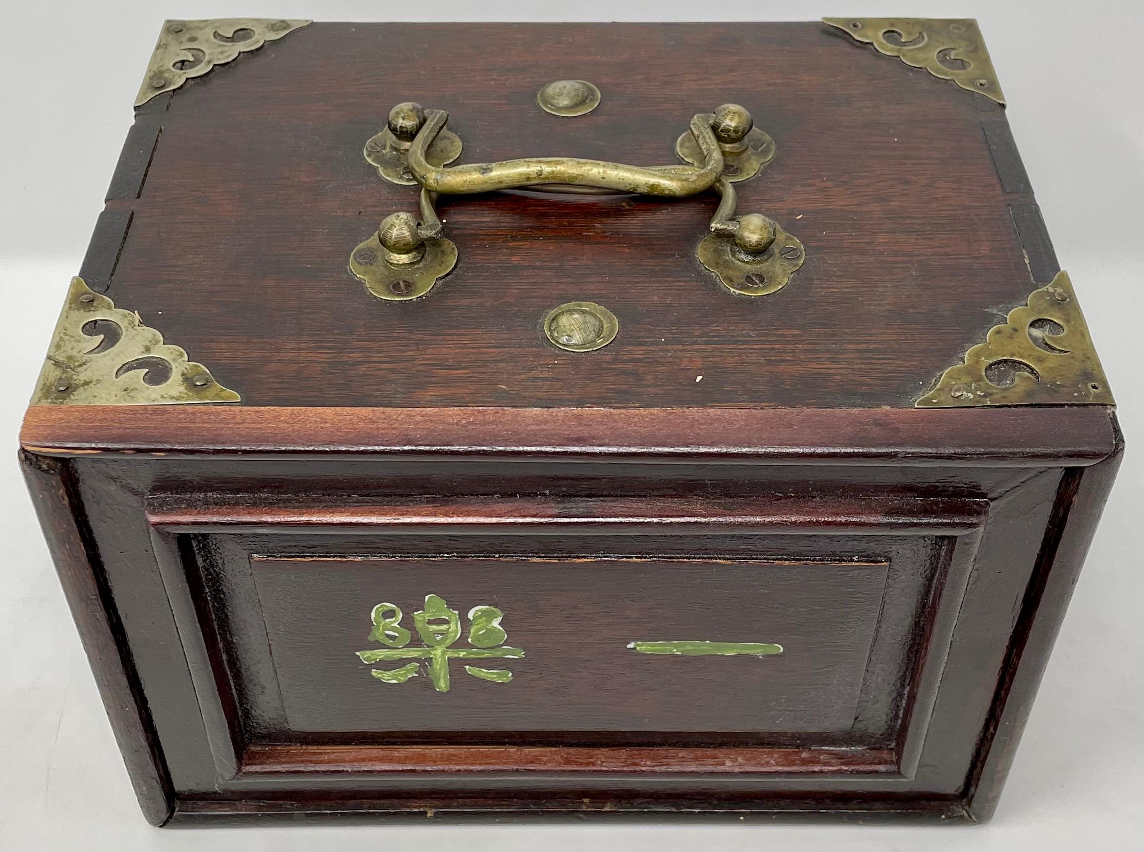 Antique Chinese Mahjong Games Box Set with Complete Interior, Circa 1900-1910. In Good Condition In New Orleans, LA