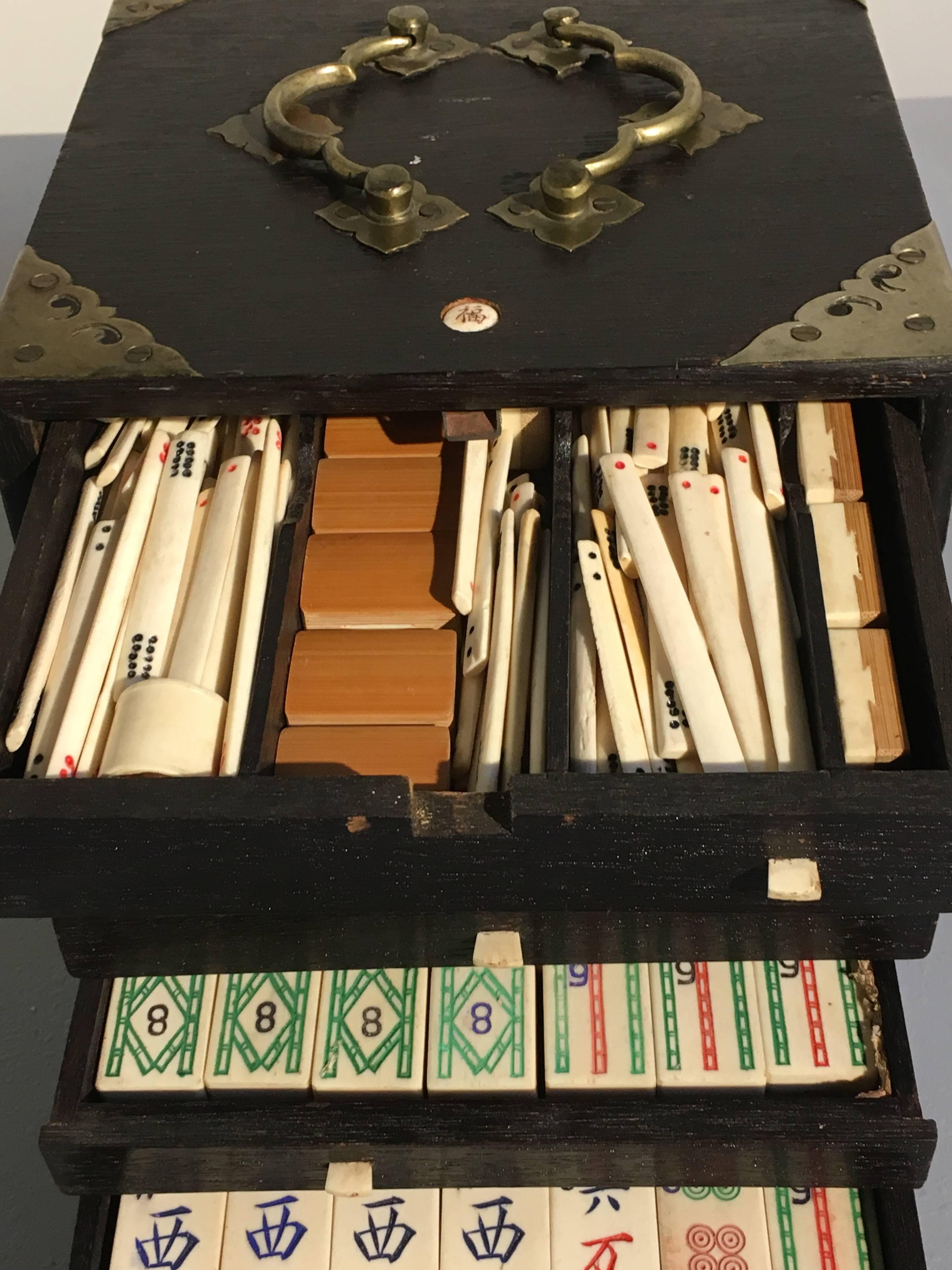 Antique Chinese Mahjong Set in Hardwood Case with Bone and Bamboo Tiles In Good Condition In Austin, TX