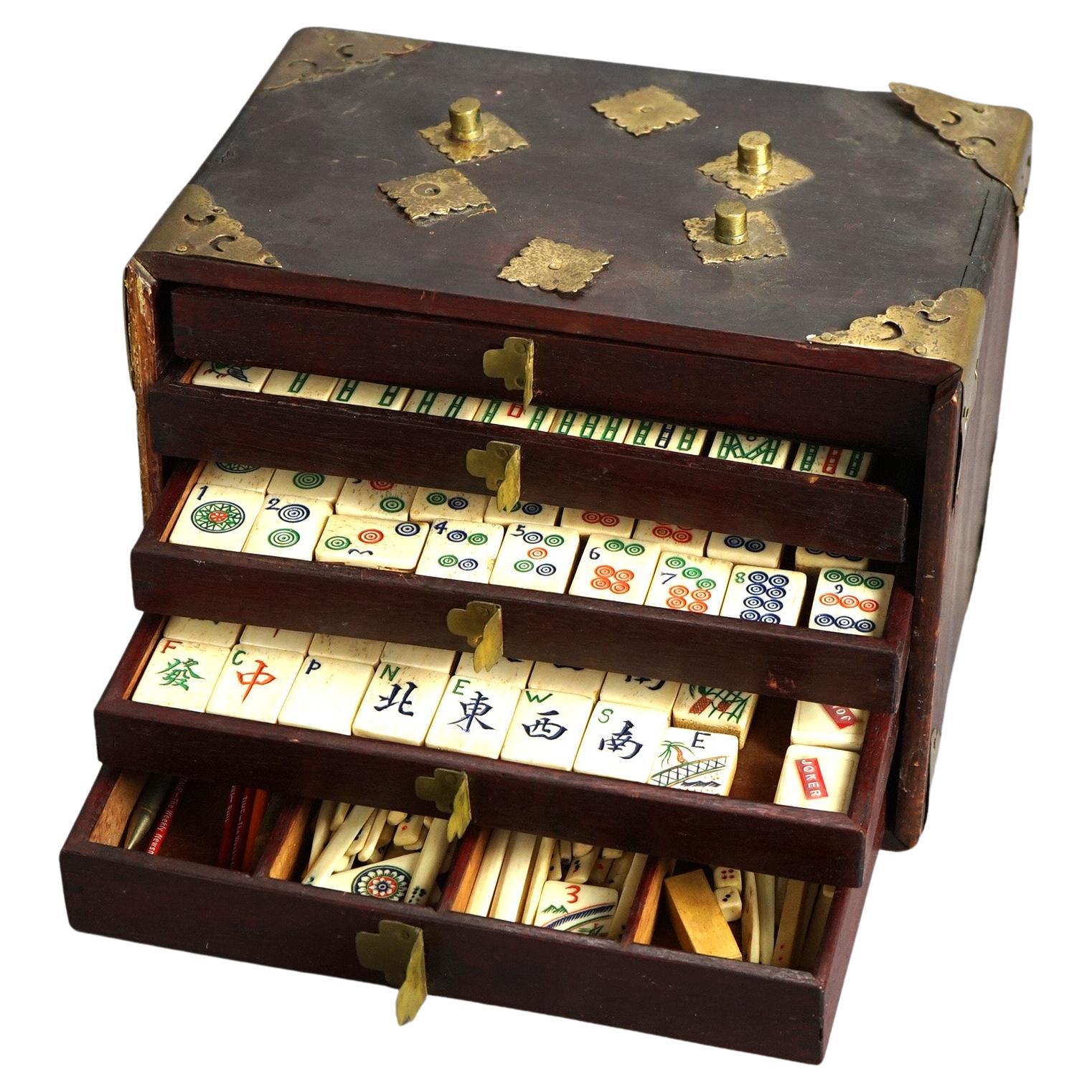 Antikes chinesisches Mahajong-Kachel-Spielset mit Etui, um 1900
