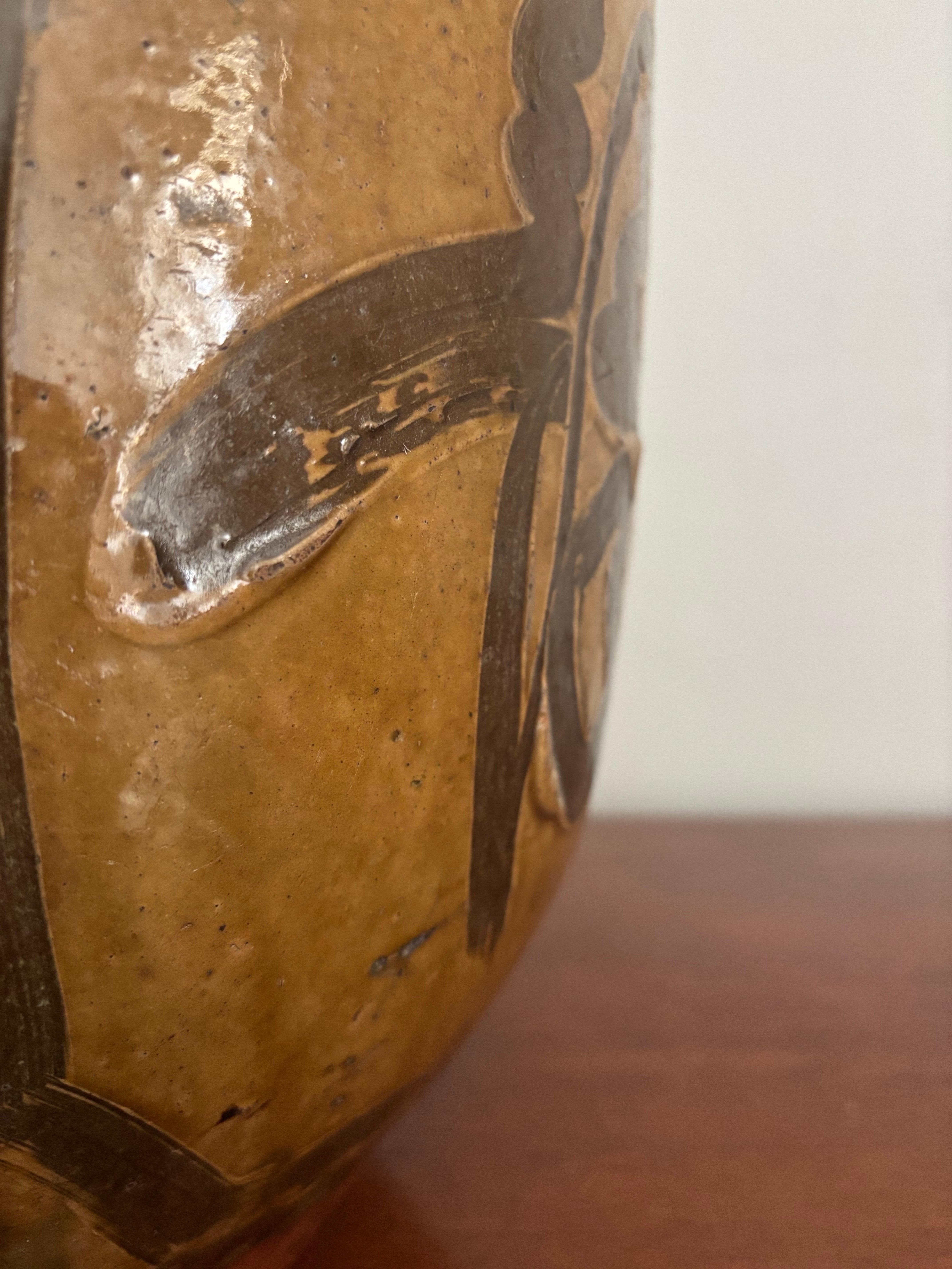 Chinese Export Antique Chinese Martaban Jar Olive Glaze and Hand Painted, 19th century For Sale