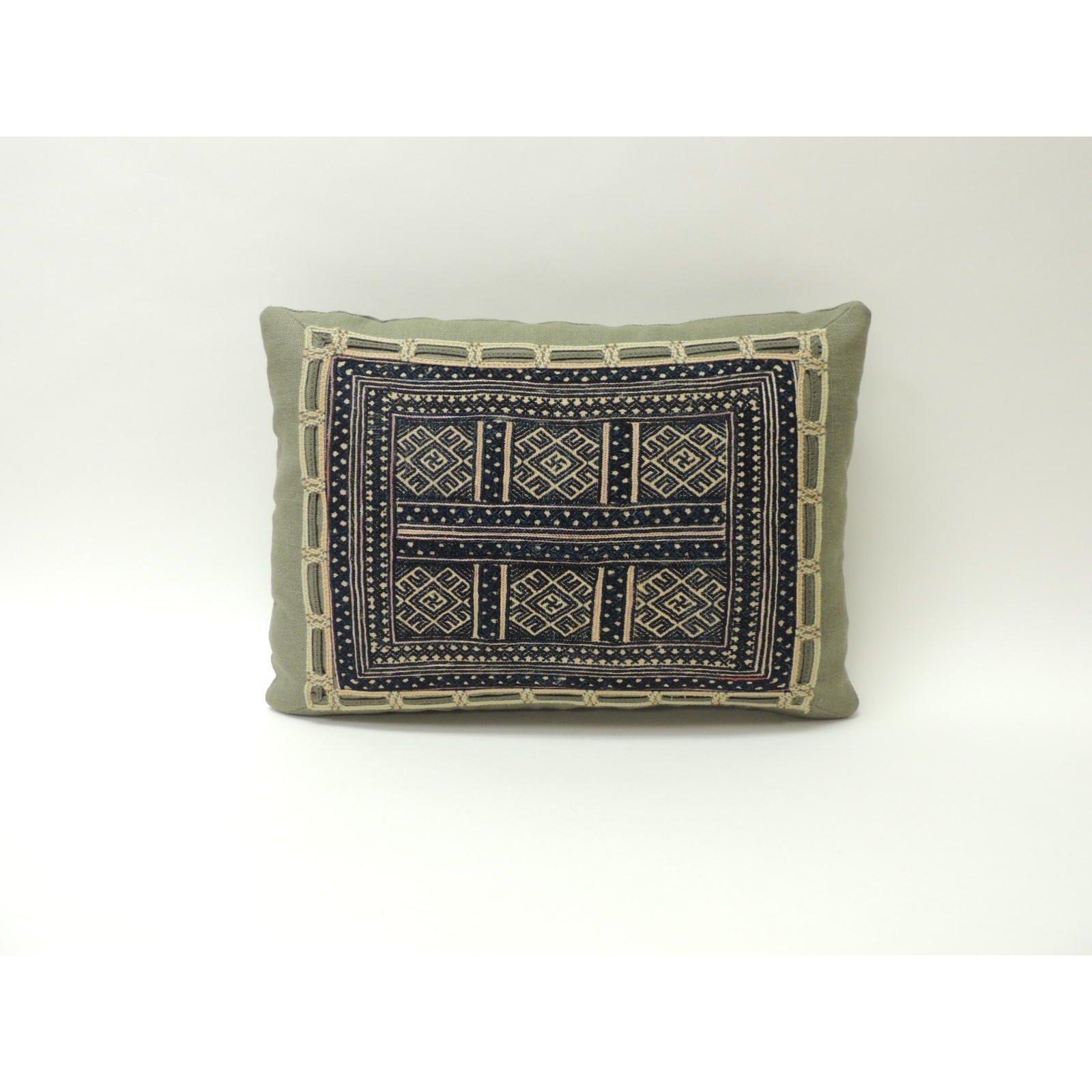 Hand-Woven Antique Chinese Miao Wedding Blanket Textile Decorative Petite Decorative Pillow