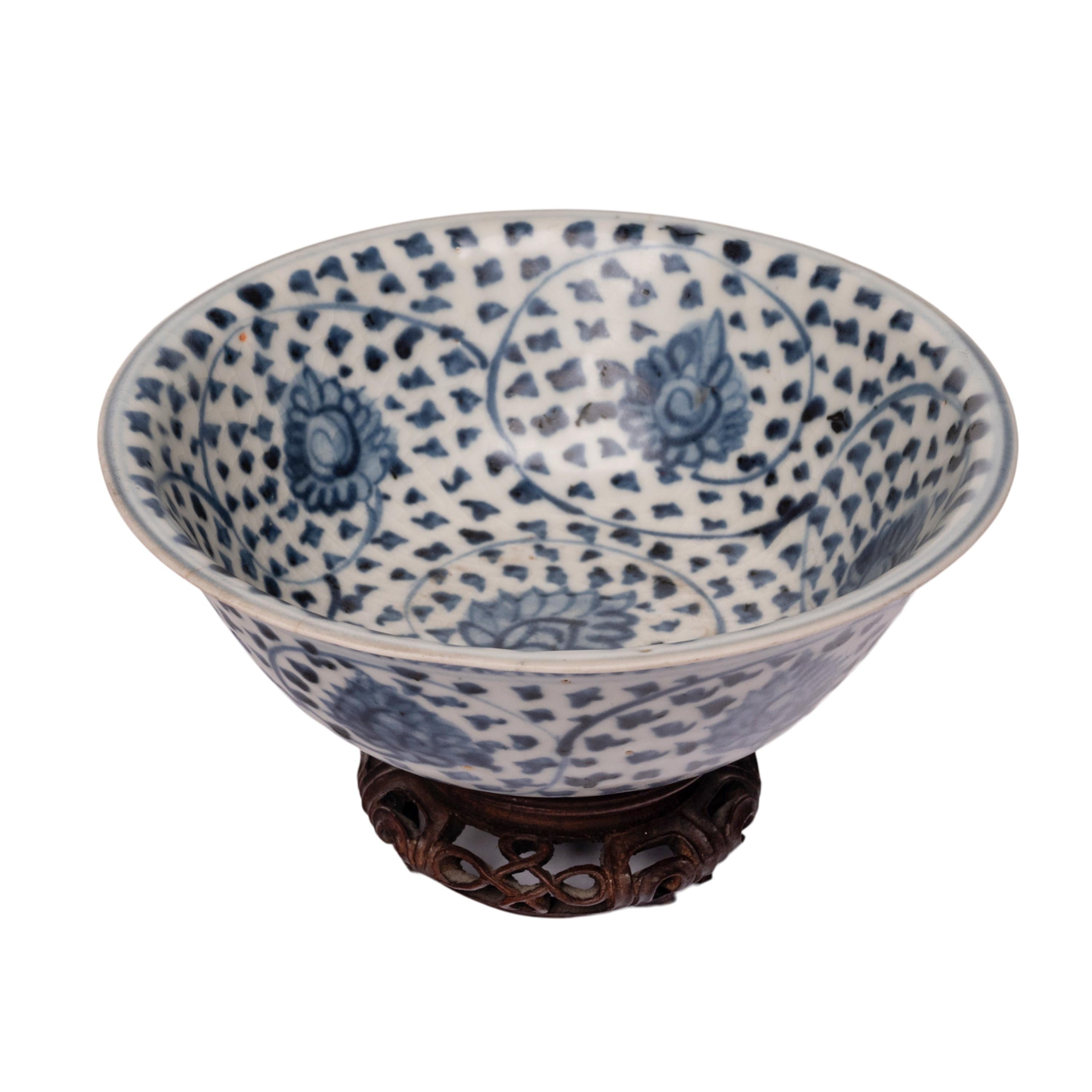Glazed Antique Chinese Ming Dynasty Blue White Porcelain Bowl Islamic Market Circa 1550 For Sale