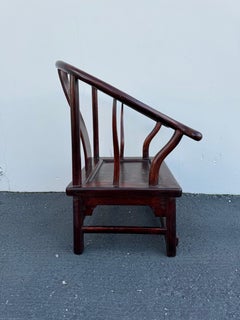 Antica poltrona cinese in stile dinastia Ming