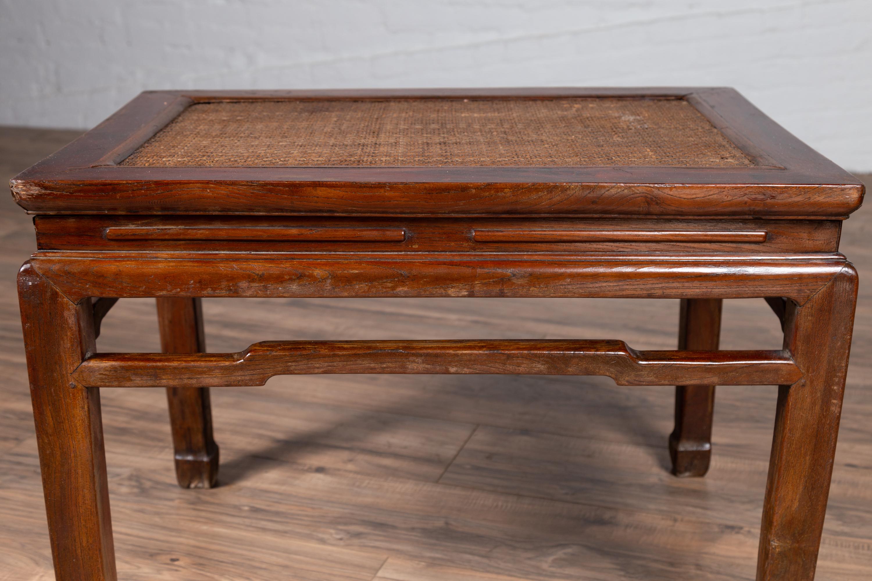 Antique Chinese Ming Dynasty Style Waisted Side Table with Woven Rattan Top For Sale 4