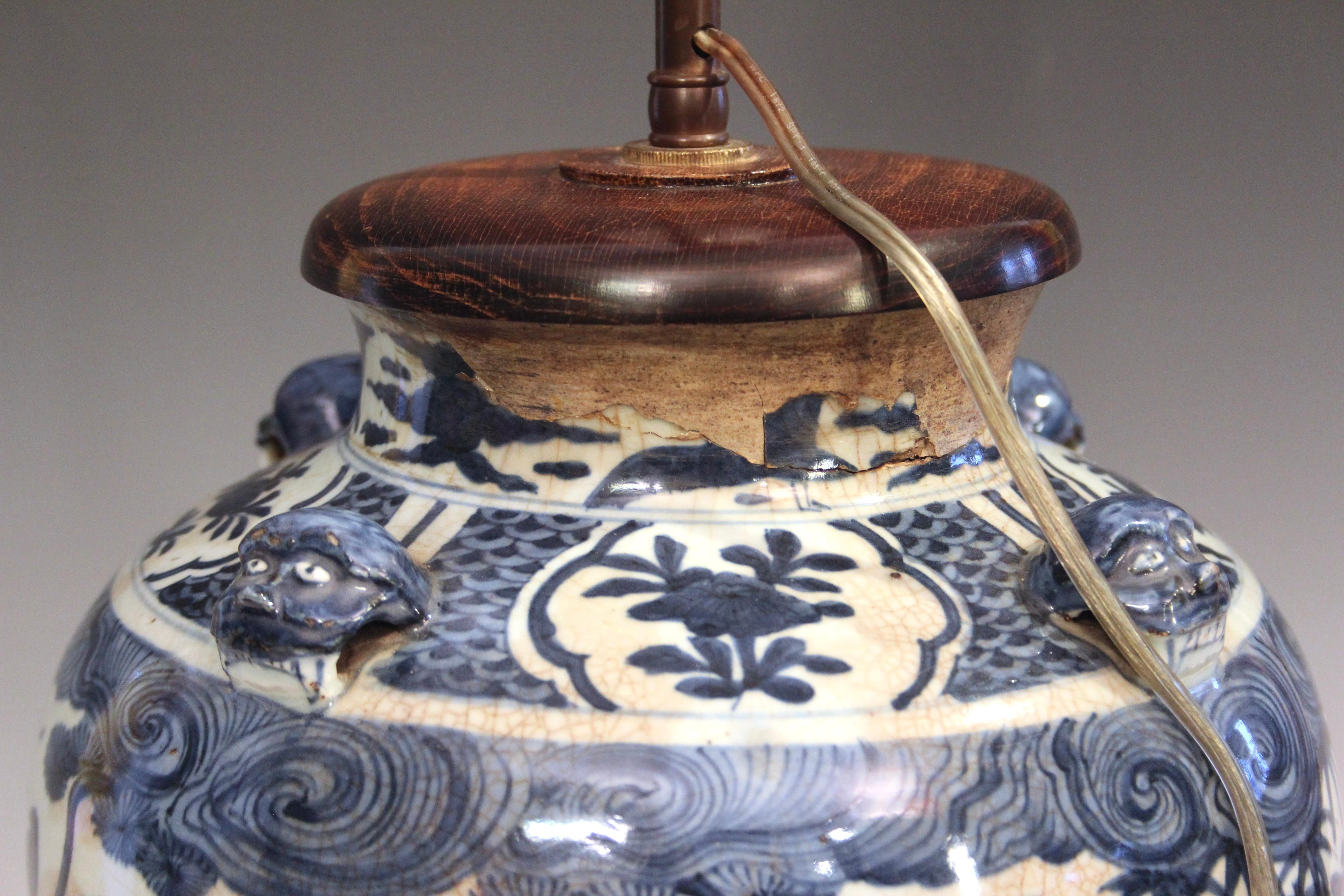 Antique Chinese Ming Porcelain Blue & White Vase Lamp 17th Century 1