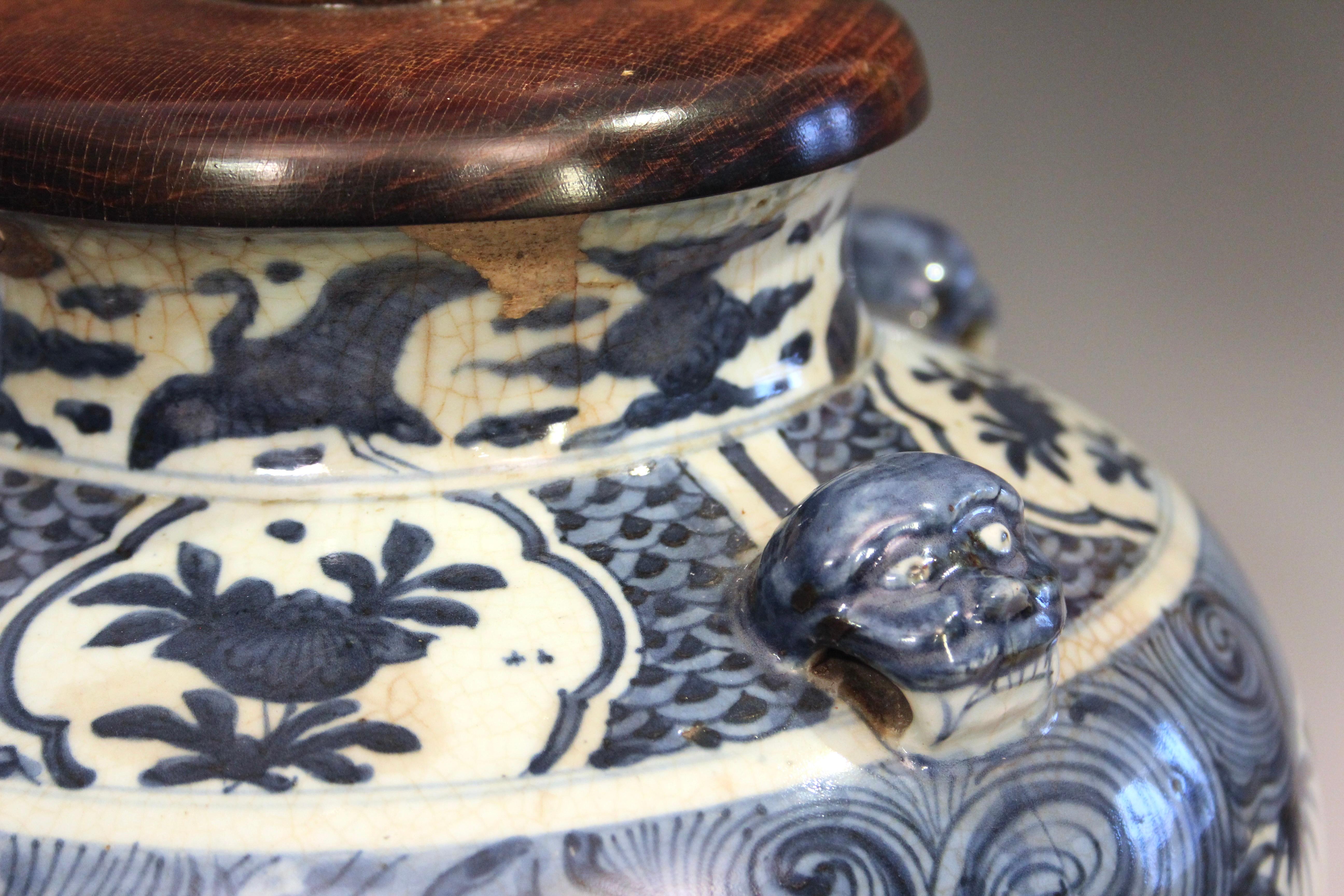 Antique Chinese Ming Porcelain Blue & White Vase Lamp 17th Century 2