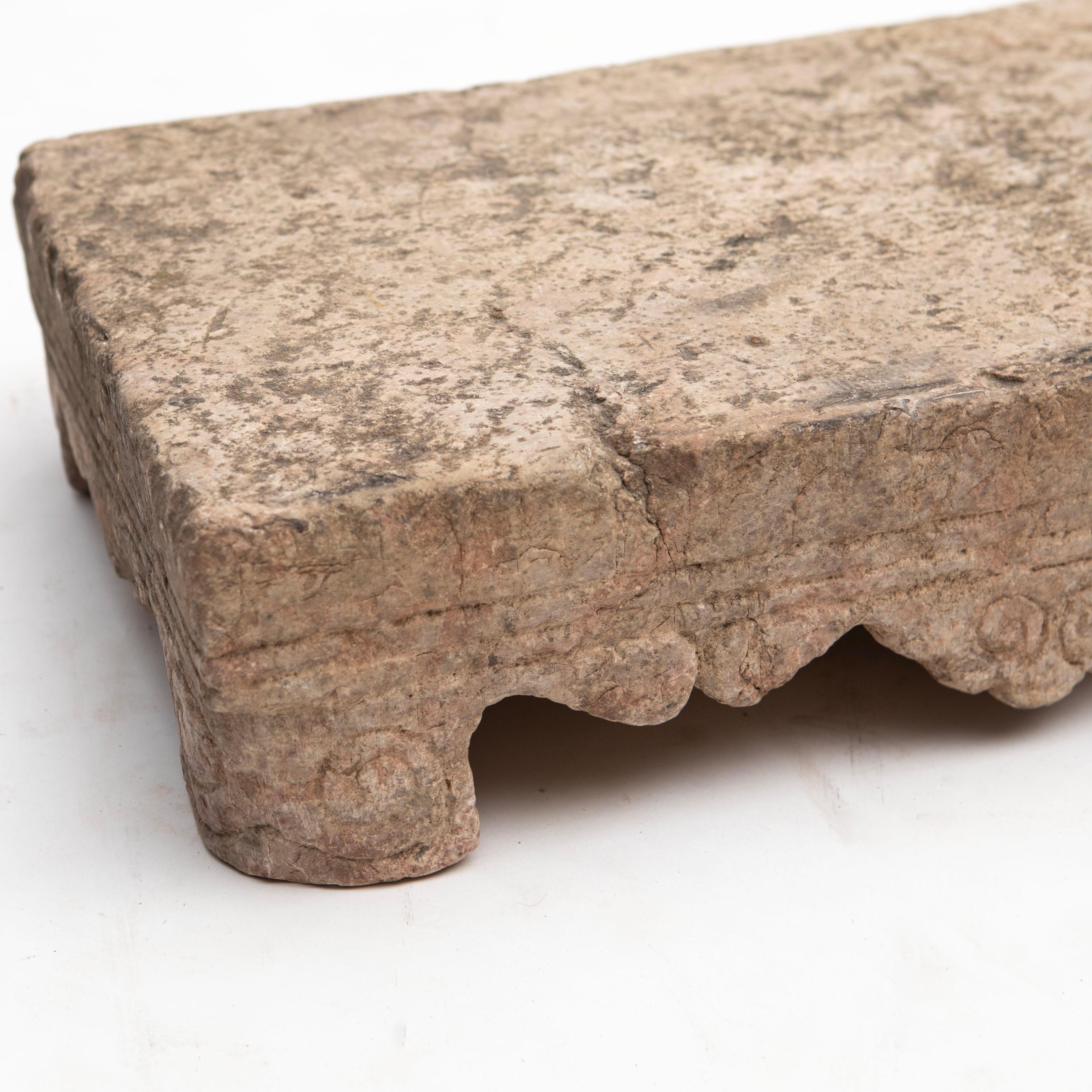 Ancienne table chinoise en pierre de Ming, vers 1500- 1600 Bon état - En vente à Kastrup, DK