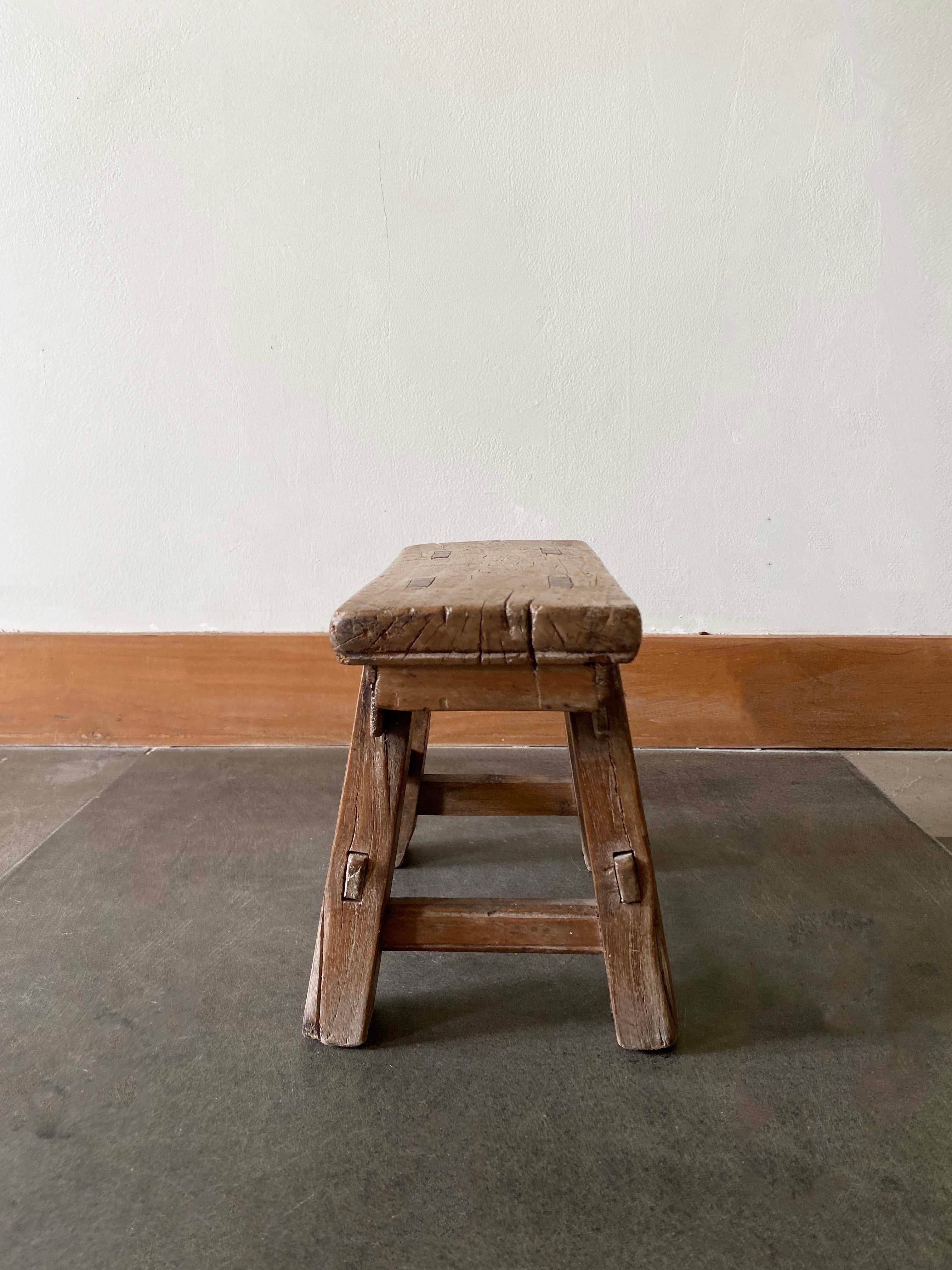 Antique Chinese Mini Elm Wood Stool, Early 20th Century In Good Condition For Sale In Jimbaran, Bali
