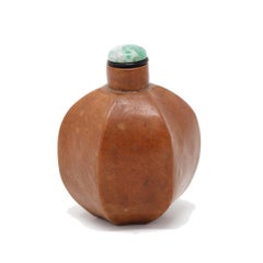 Antique Chinese Molded Gourd Snuff Bottle