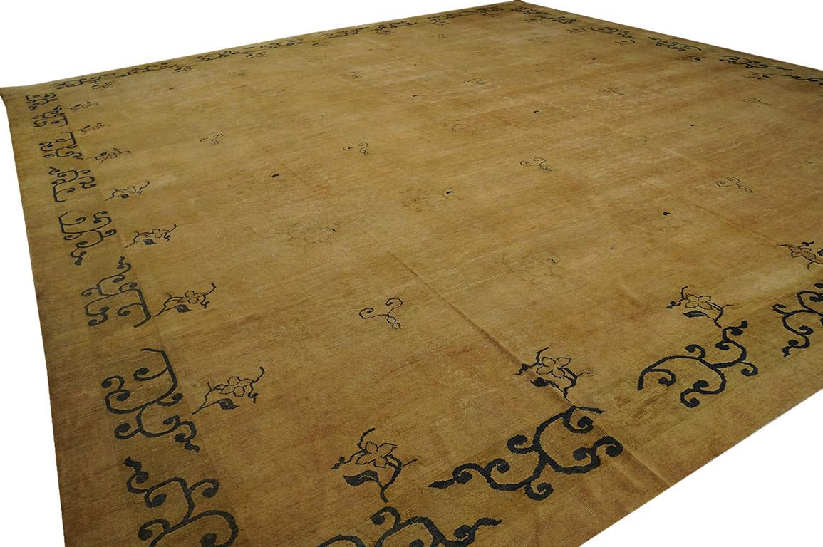 Antique Chinese Mongolian Rug 16' 10'' x 17' 10'' In Good Condition For Sale In New York, NY