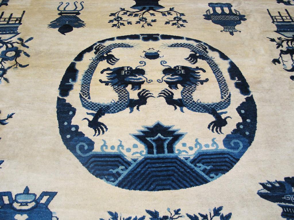 Tapis chinois ancien:: mongol Bon état - En vente à New York, NY