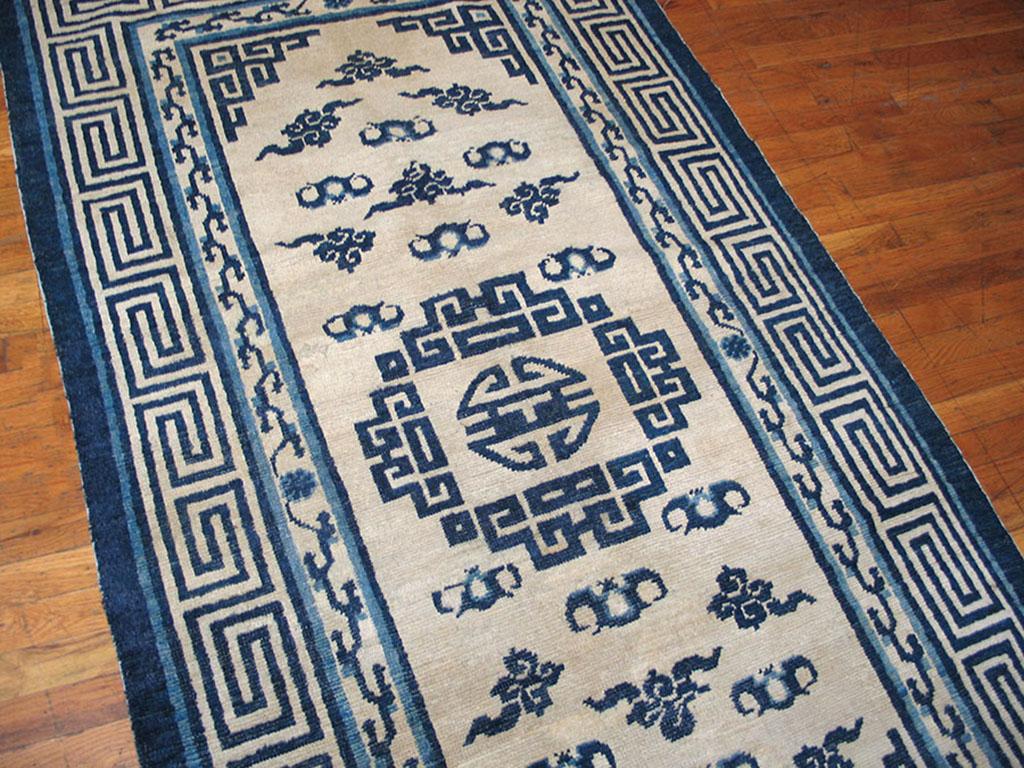 Antiker chinesischer, mongolischer Teppich (Handgeknüpft) im Angebot