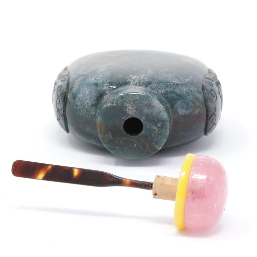 XIXe siècle Tabatière chinoise ancienne en agate mousse en vente
