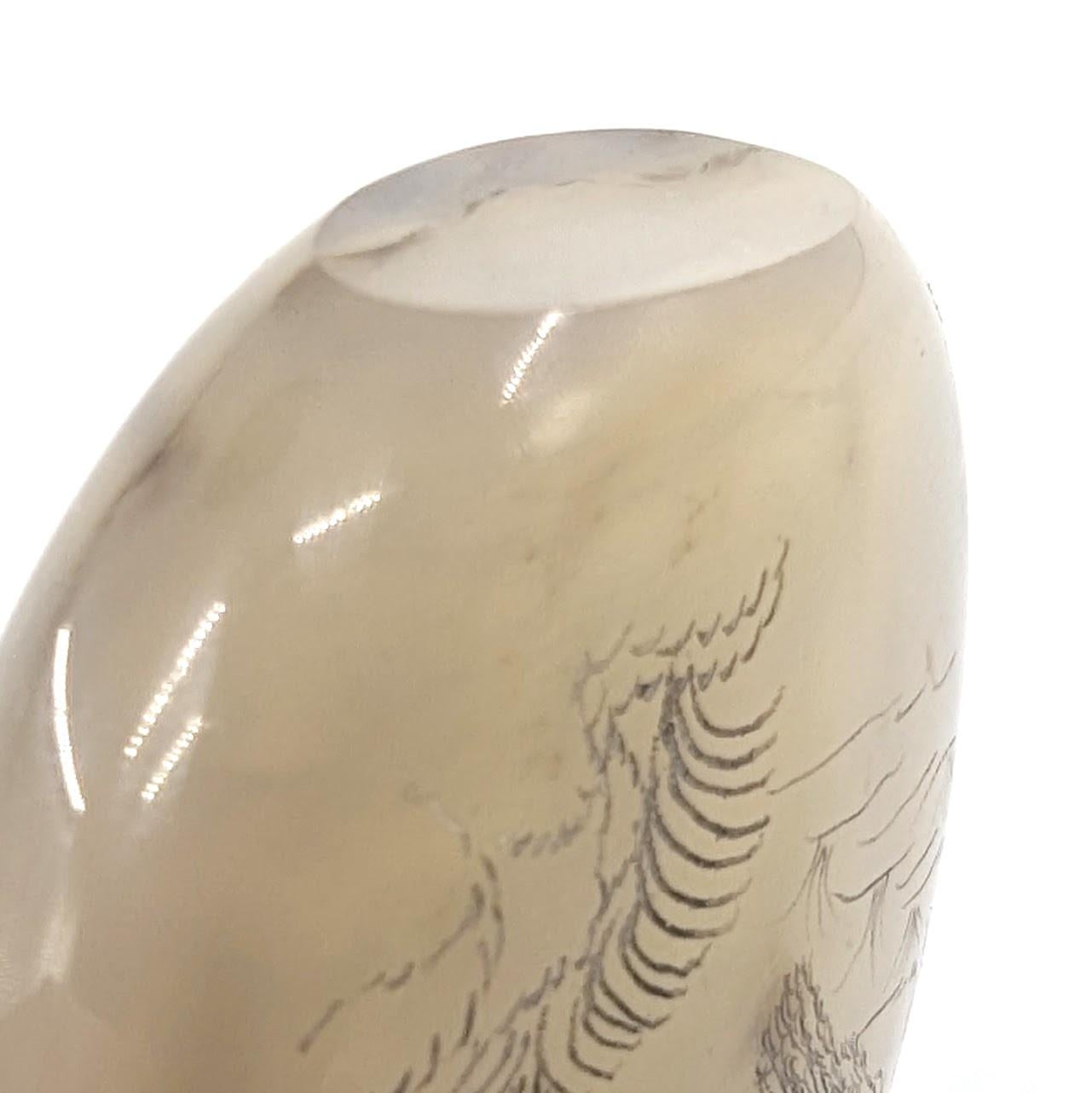 Antique Chinese Moss Agate Snuff Bottle Incised Bird 19c Qing For Sale 2