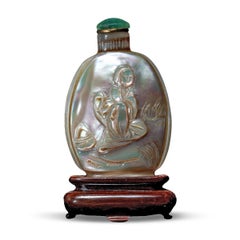 Antique Chinese Mother of Pearl Snuff Bottle, Late 19th Century